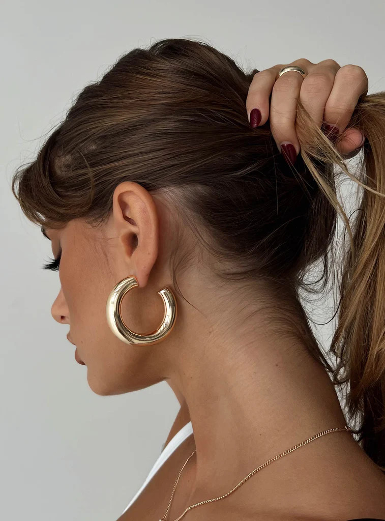 Samwell Chunky Earrings Gold | Princess Polly US