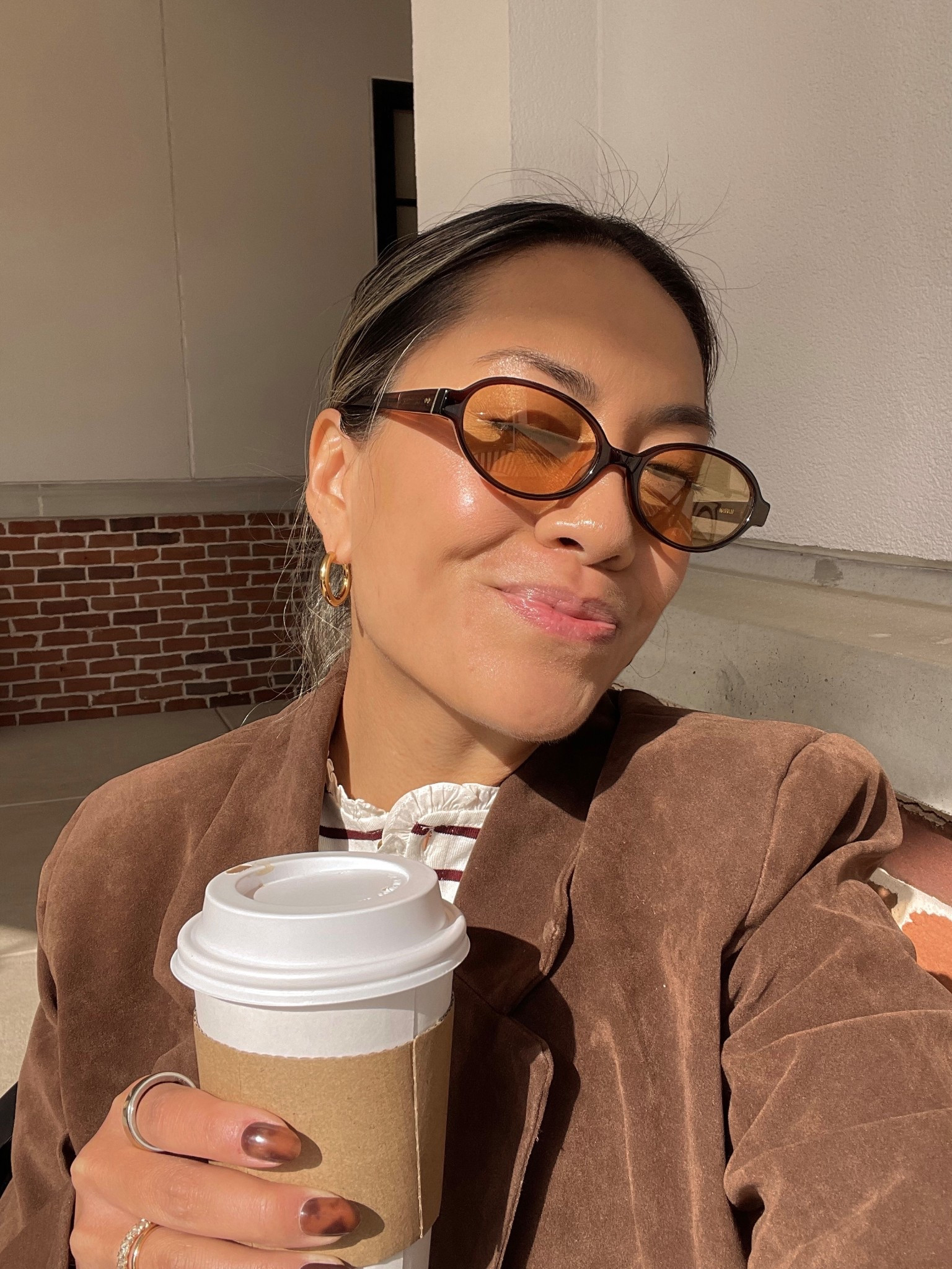 Obsessed with my new Aperçu Blanca Llafranca sunnies! The oval shape + honey tint make them so chic — easily my new go-to pair this season 🕶️💛 #LTKFinds #ApercuEyewear