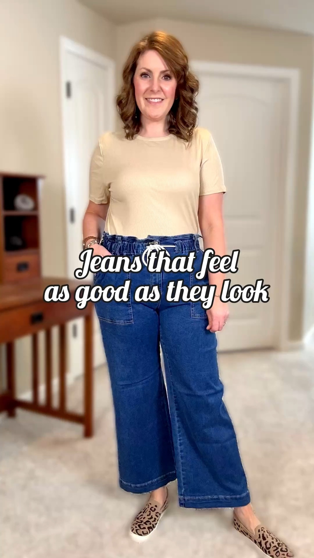 Jeans that feel as good as they look.
Details that matter: wide-leg denim with a paperbag waist, drawstring, and functional button and zipper. The dark wash is timeless and the ankle-length cut keeps it flattering and versatile. Available in other washes too, perfect for mixing into your everyday wardrobe.

@luvamia
