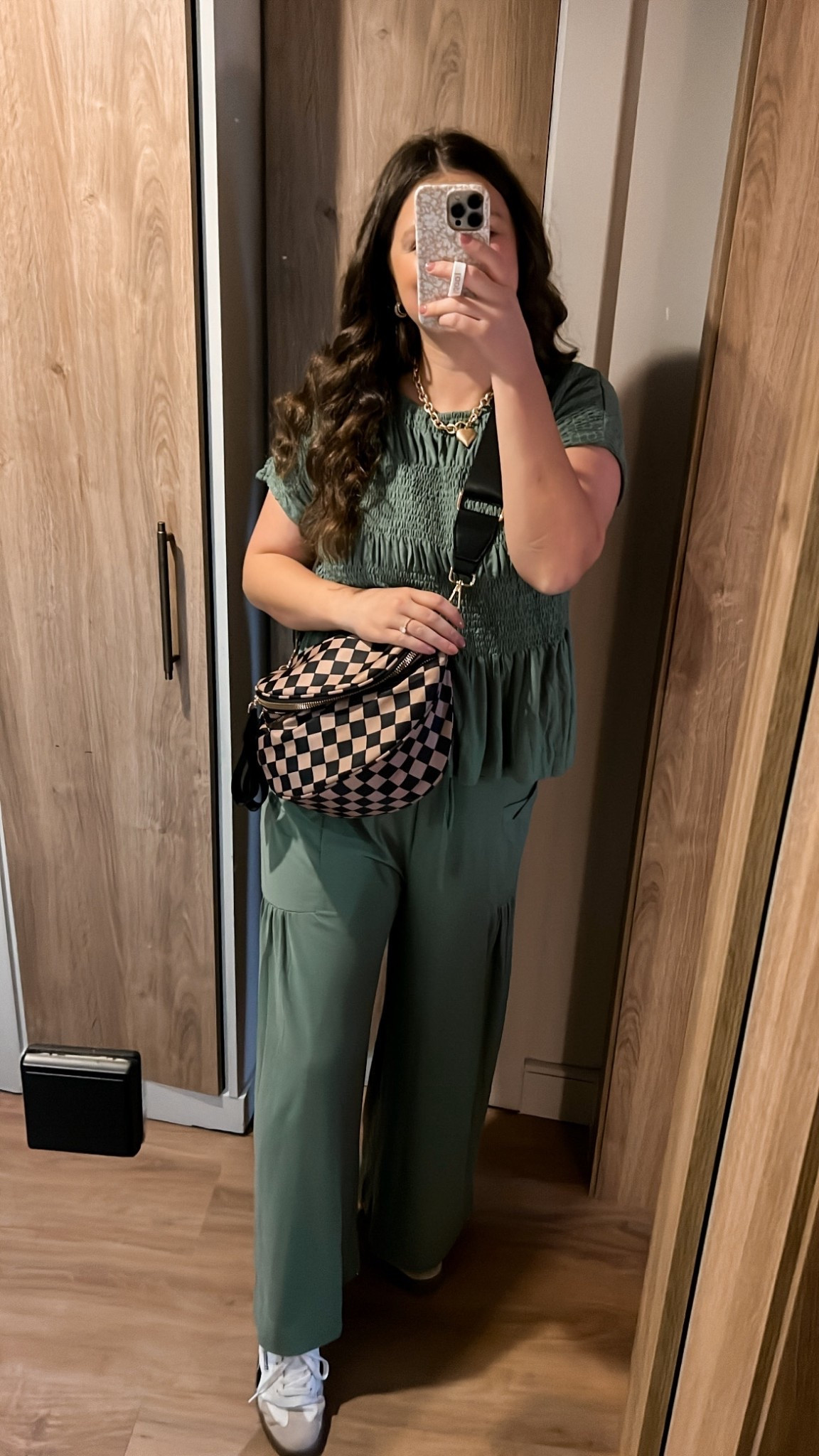 Everyday mom bag! I am using this for travel right now and it’s incredible. Fits literally everything. The only con isn’t there is zero organization but that’s fine with me! 

Mom bag / mom travel bag / cross body bag / mom friendly / everyday mom bag / everyday bag / diaper bag / Amazon crossbody 

#LTKStyleTip #LTKTravel #LTKKids