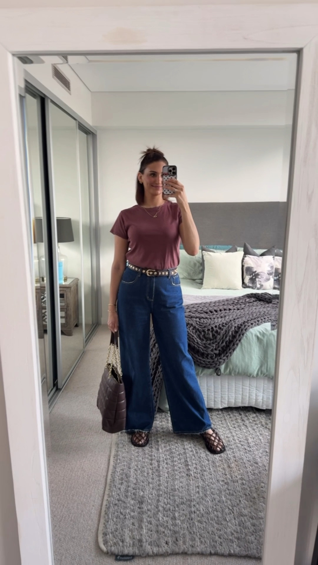 Wearing size L in top, 12 In pants and 41 in sandals xx 

#LTKaustralia #LTKspring #LTKFashionMonth