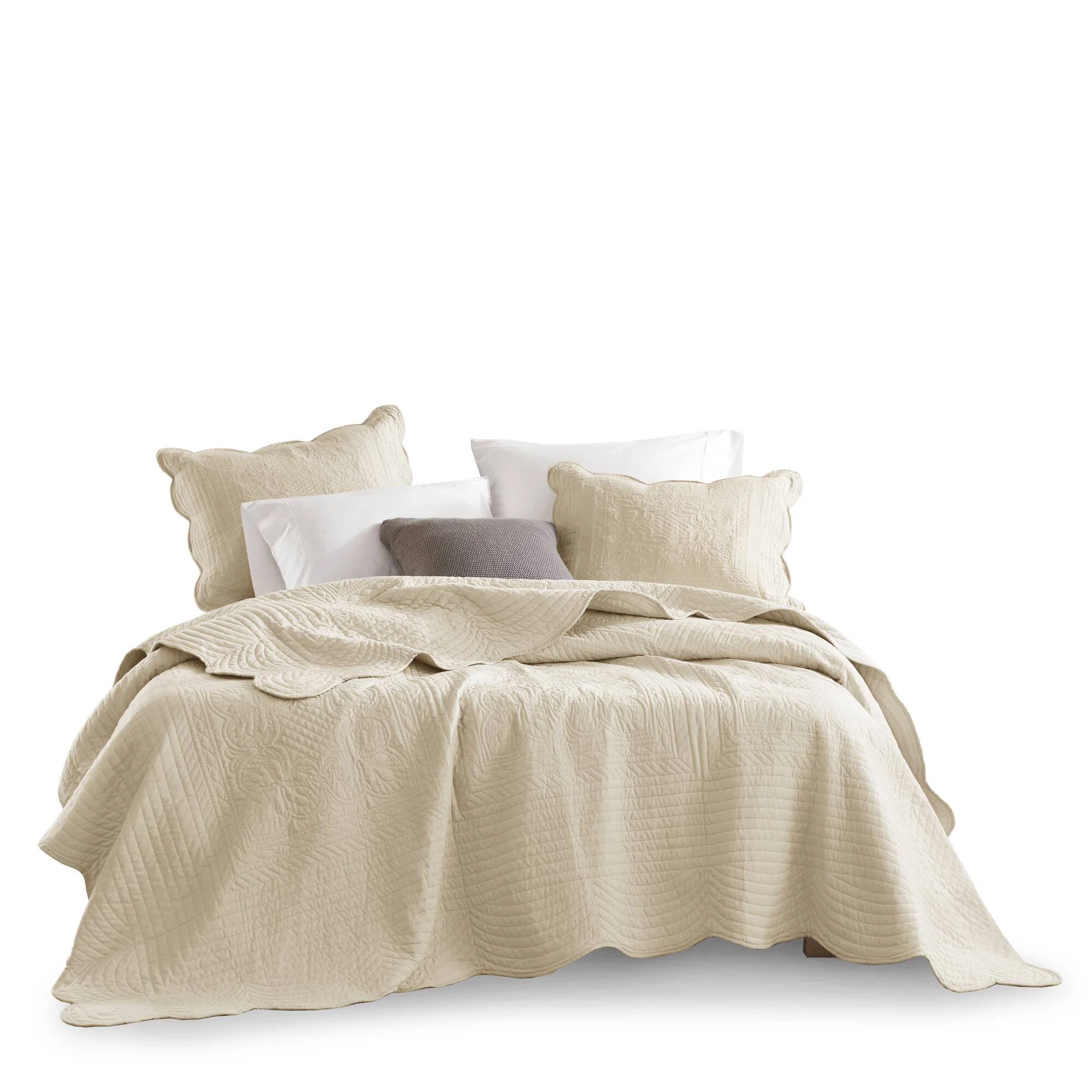 Tuscany Reversible Scalloped Edge 3 Piece Quilt Set | Wayfair North America