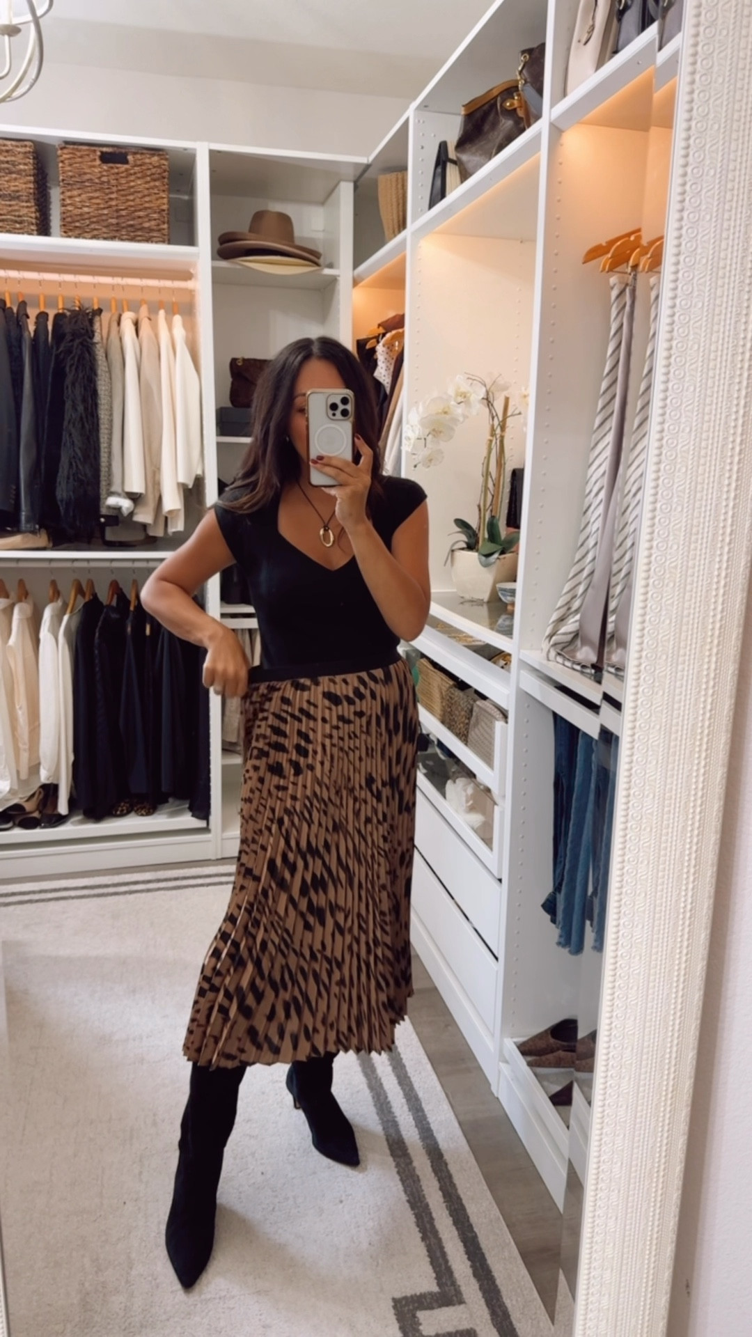 Look perfect for Thanksgiving/ Friendsgiving 

#LTKStyleTip #LTKOver40