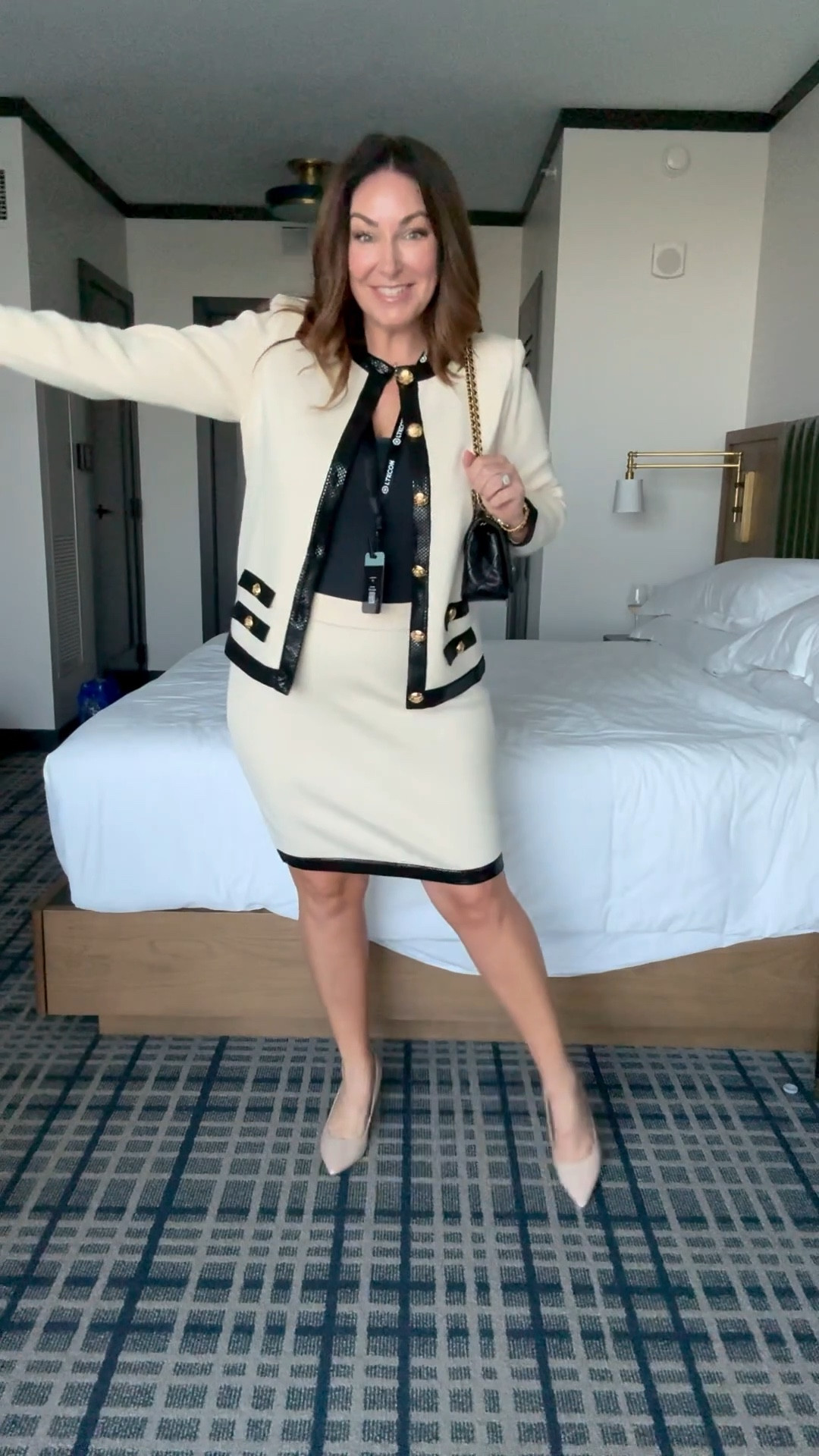 Get ready with me for LTKCON day 2 classic workwear outfit 

Jacket tts, L // skirt, XL // bodysuit L 

#LTKMidsize #LTKWorkwear #LTKCon