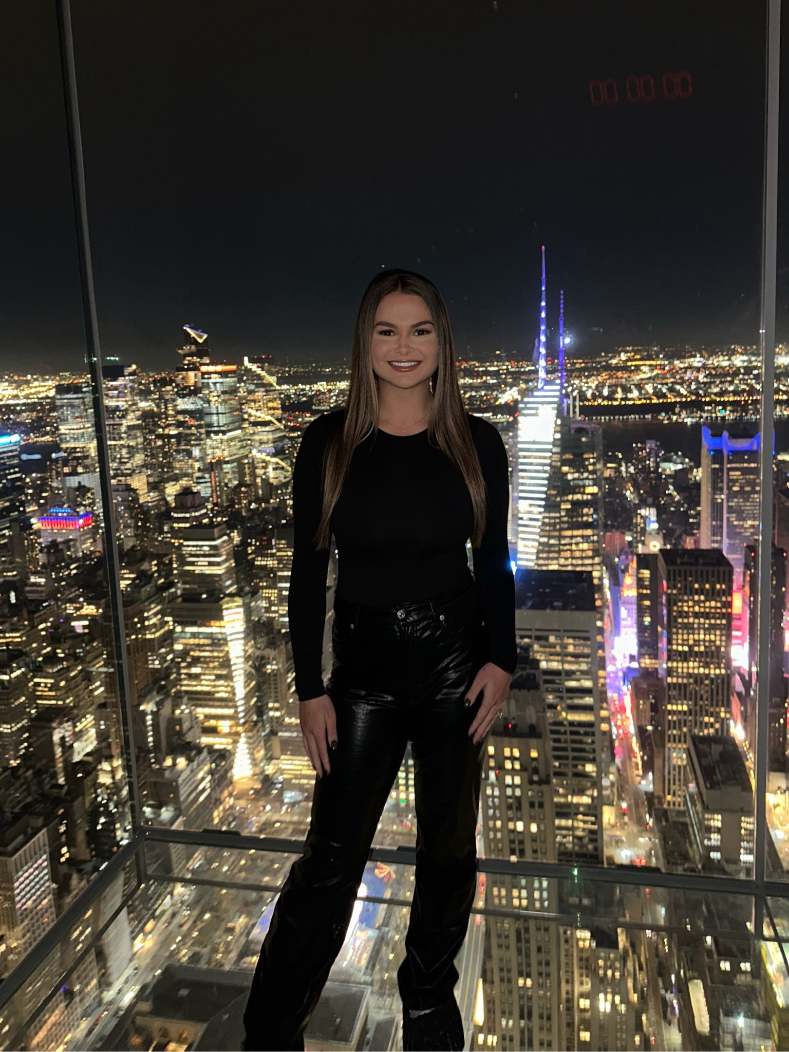 NYC 🌃

Leather pants, NYC, New York, travel


#LTKSeasonal #LTKstyletip #LTKtravel