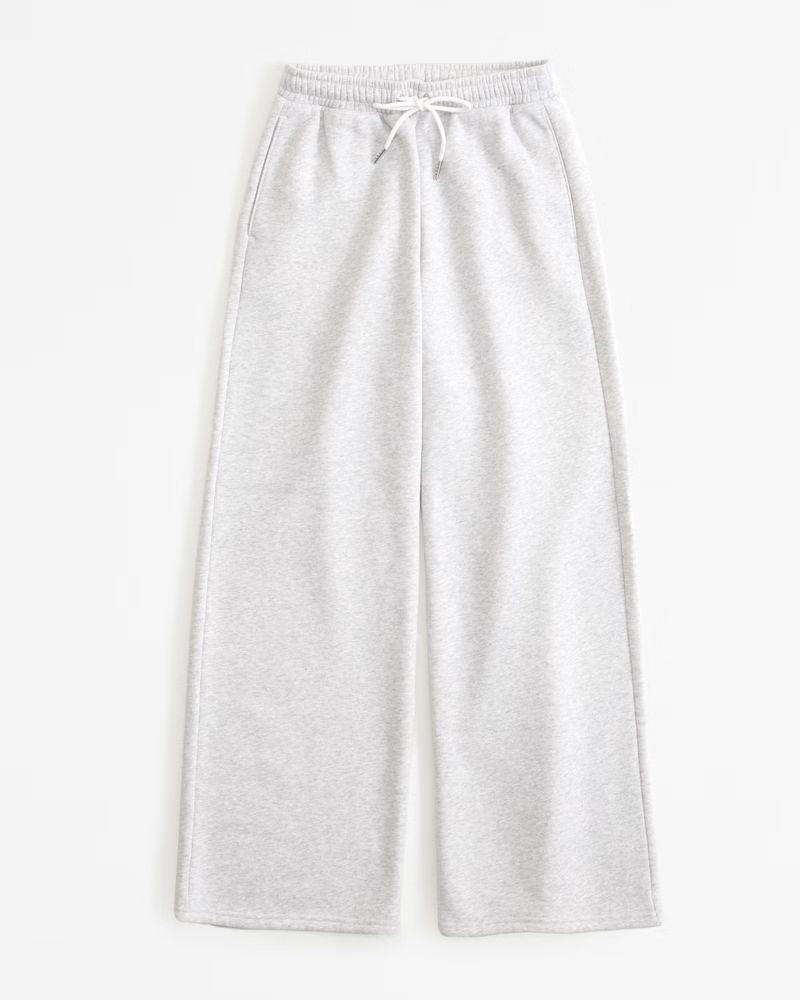 Women's Essential Sunday Wide Leg Sweatpant | Women's Bottoms | Abercrombie.com | Abercrombie & Fitch (US)