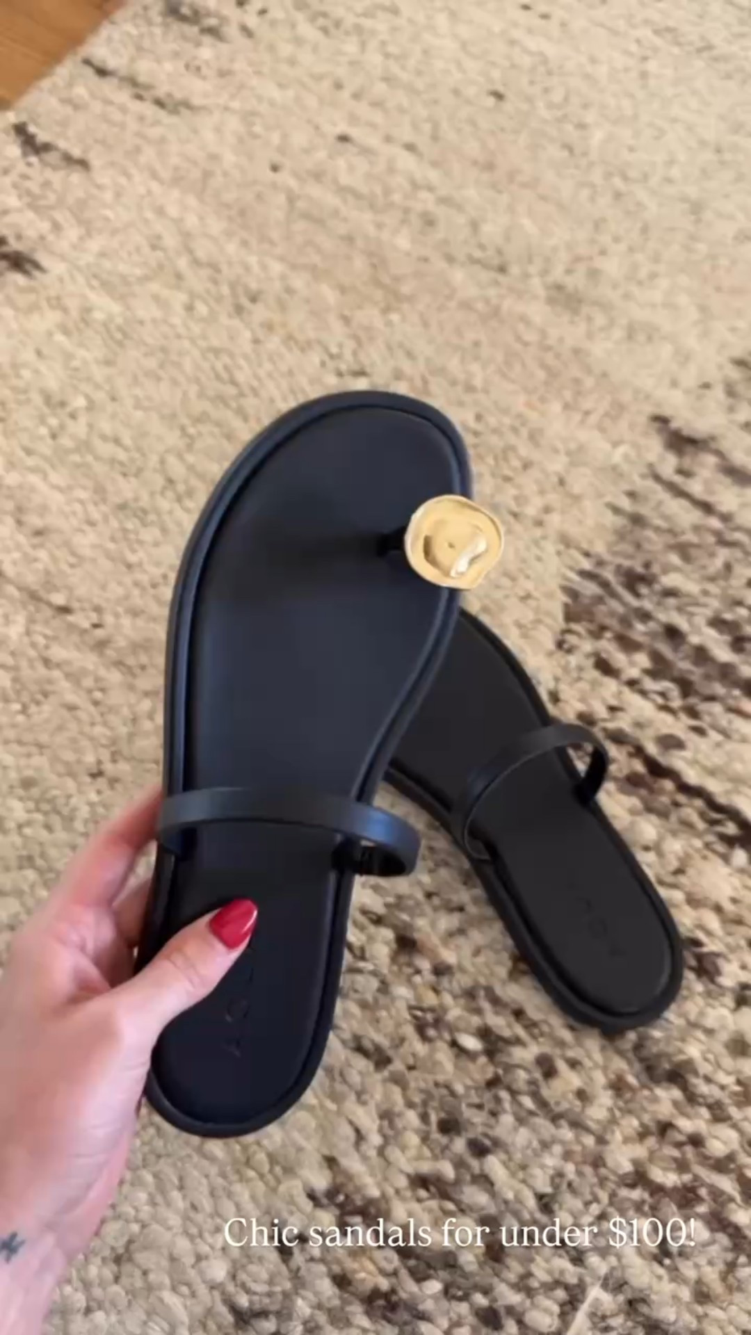 Cutest new sandals from @bloomingdales @aquabrandofficial #bloomingdales #ad