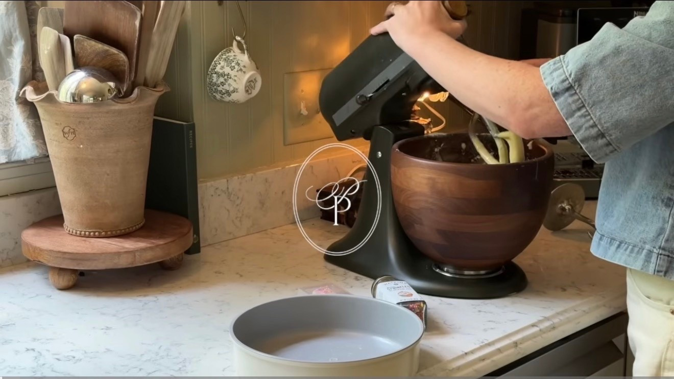 Kitchen scenes: featuring my go to stand mixer to help with all of life’s special moments🧁
