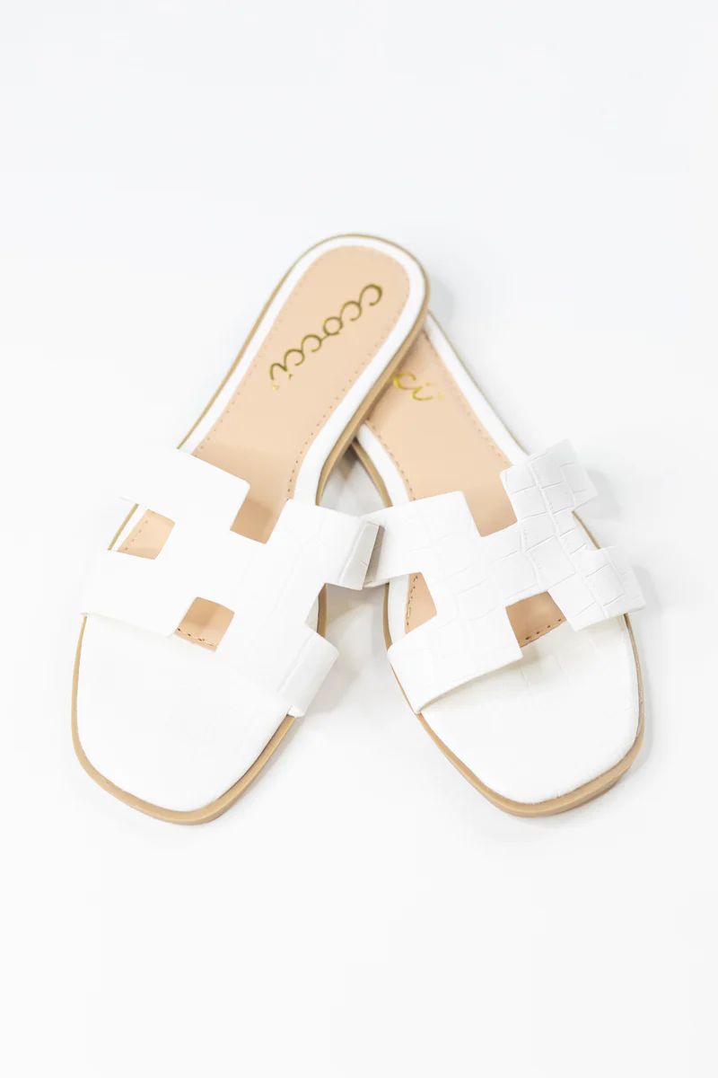 Helene Sandals- White | Avara