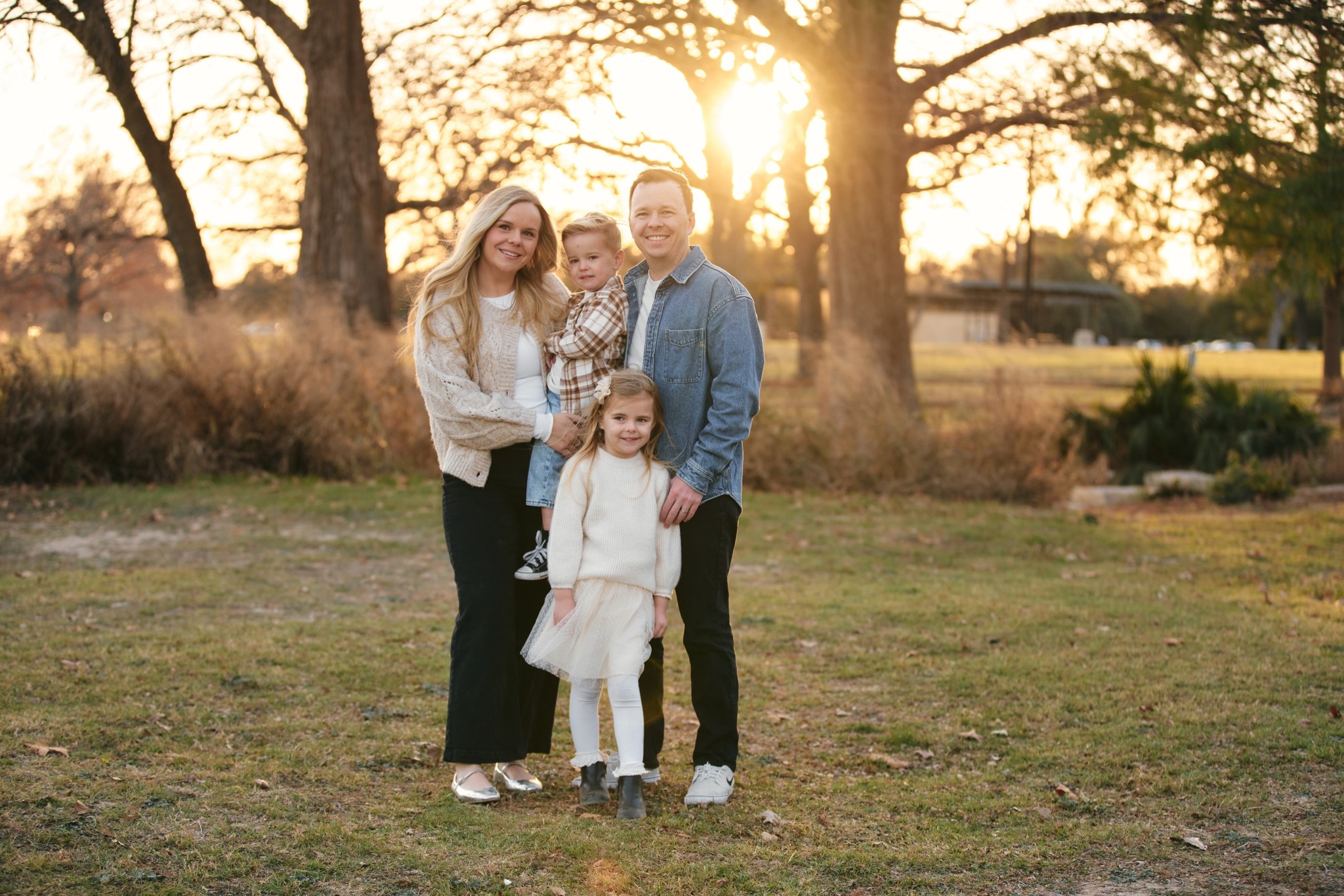 Family pics, family photos, fall photos, Texas, winter family, photo shoot, neutral color scheme, beige photos 

#LTKMidsize #LTKmomlife #LTKKids