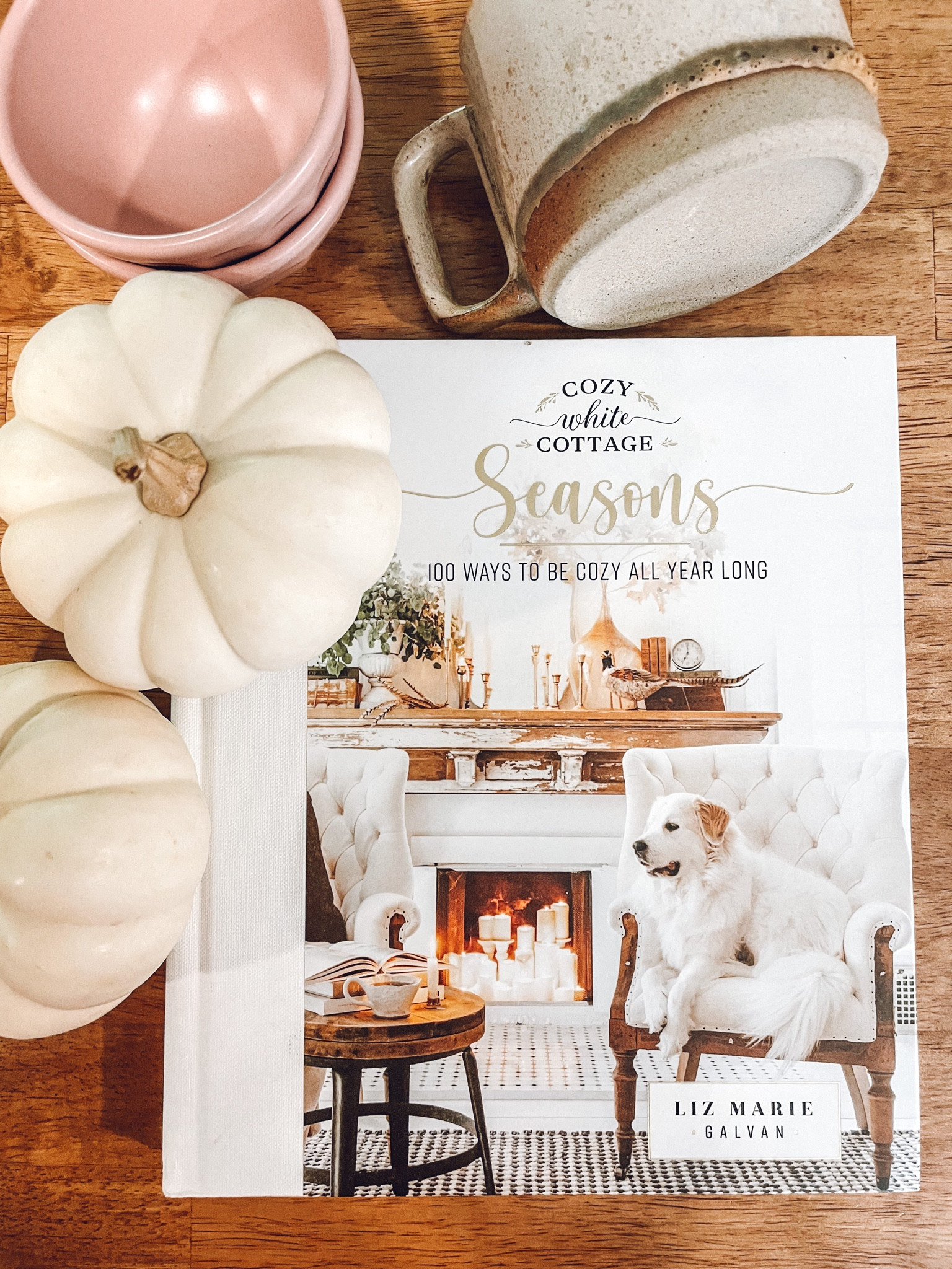 coffee table book about all things cozy. 

#coffeetablebook #homedecor #cozy #cozywhitecottage #falldecor #cozyaestic #amazonhome #amazonfinds

#LTKfamily #LTKSeasonal #LTKhome