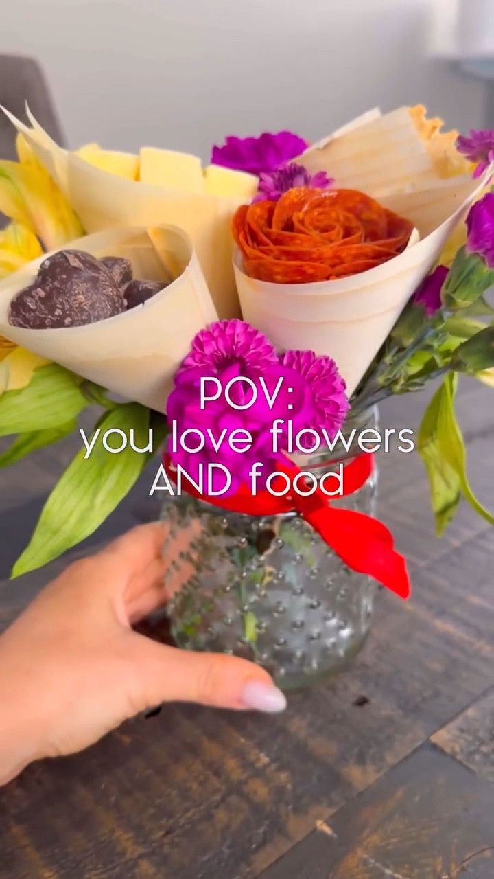 POV: You love flowers and food 🌸🍴

Inspired by @makefoodlovely , I had to try this super easy and fun DIY gift idea! Perfect for gifting (or keeping for yourself 😉). 

Here’s how:

1️⃣ Grab bamboo cones and long toothpicks.
2️⃣ Use the toothpick to punch a hole through the bottom of the cone from the inside—it becomes your “stem.”
3️⃣ Assemble your bouquet with your favorite charcuterie board treats!

Here’s what I used:
* Premium salted mixed nuts (no peanuts for me, just quality nuts!), @costco 
* Pepperoni, @margheritameats 
* Dark chocolate caramels, @sanderscandy 
* Cubed aged cheddar, @crackerbarrelcheese 
* Rosemary crackers, @la_panzanella 

Head over to #myltk to see everything I used! What are you adding to yours? 

#charcuterieandthings #cheese #charcuterie #valentine #diy #foodiegifts #flowers