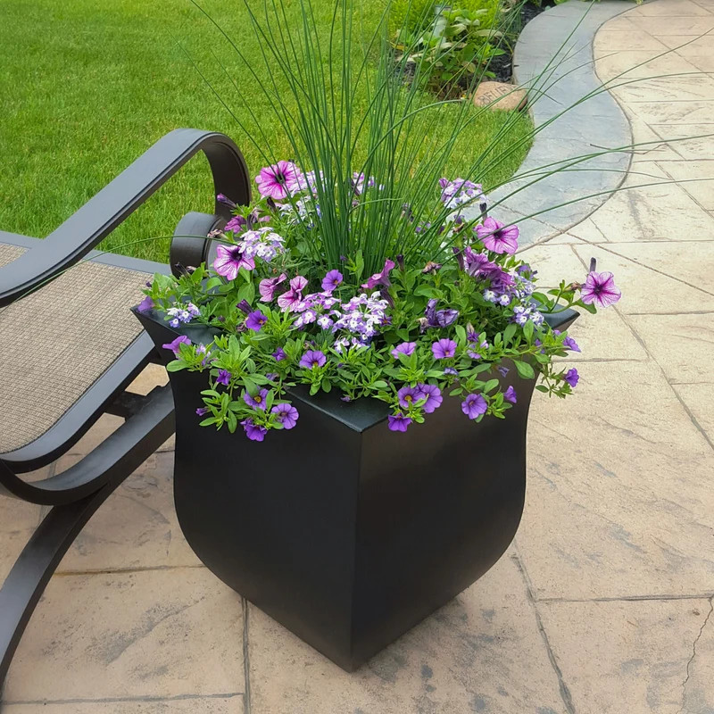 Valencia Square Planter | Plow & Hearth