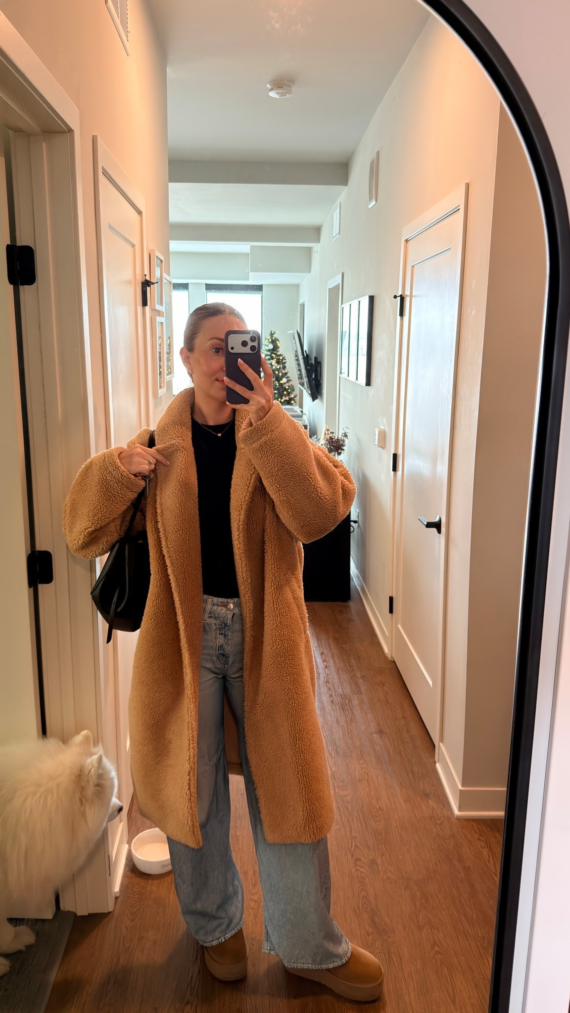 sweatpant jeans!! 

#LTKFindsUnder100 #LTKSeasonal #LTKootd