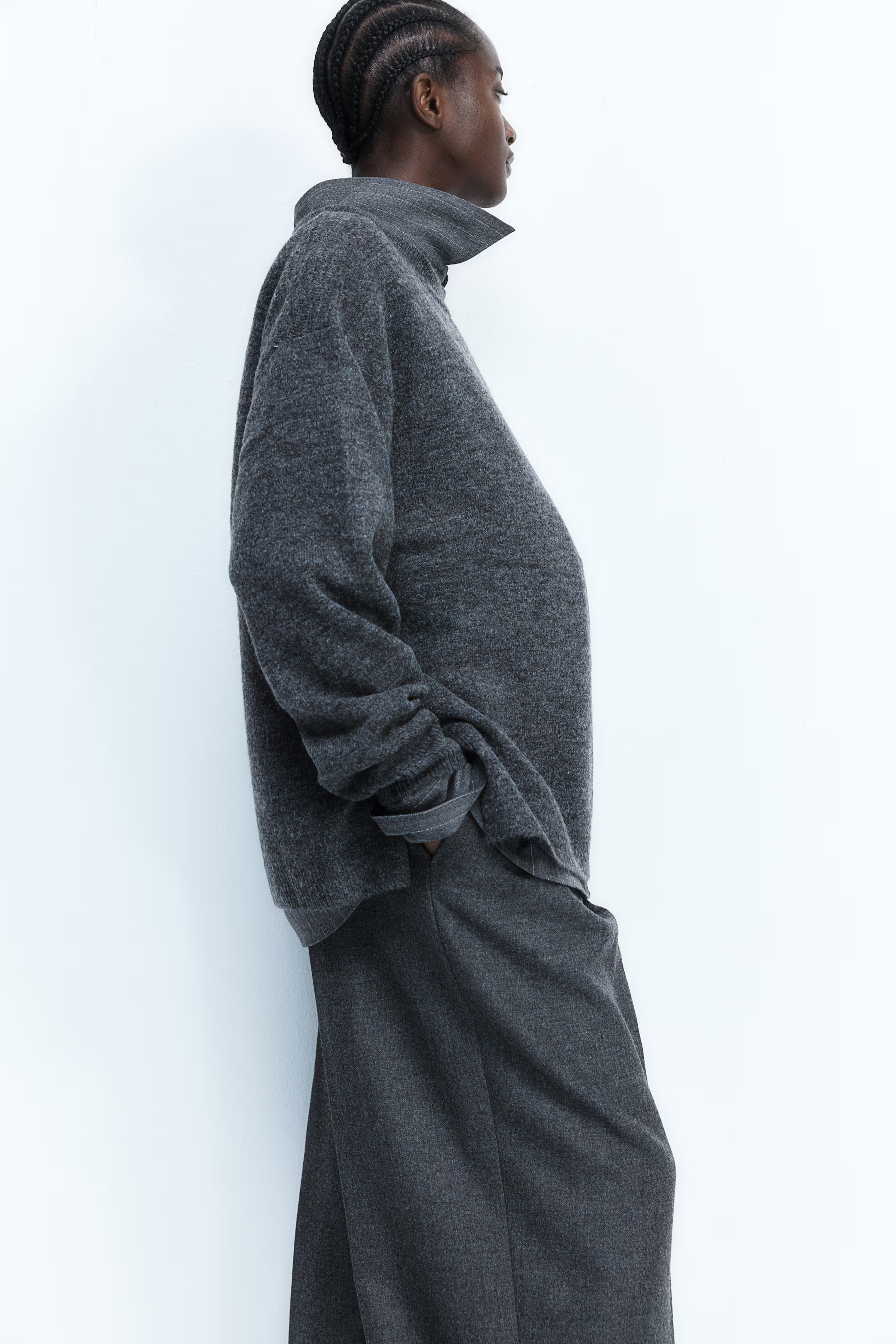 MAMA Slit-Hem Sweater | H&M (US + CA)