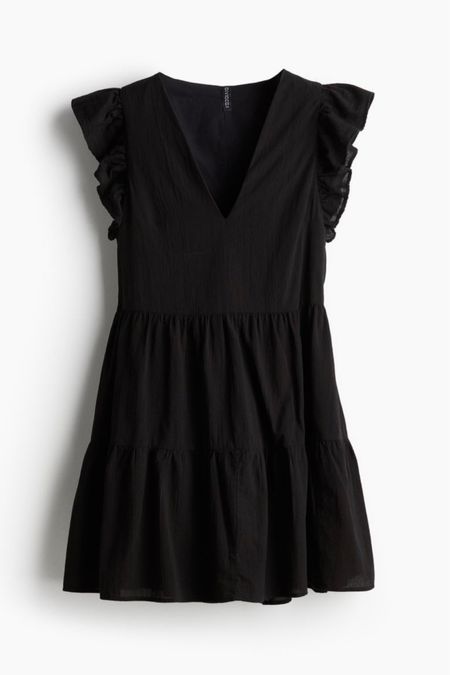 Black ruffle tiered midi dress 

#LTKfindsunder50 #LTKSeasonal #LTKstyletip