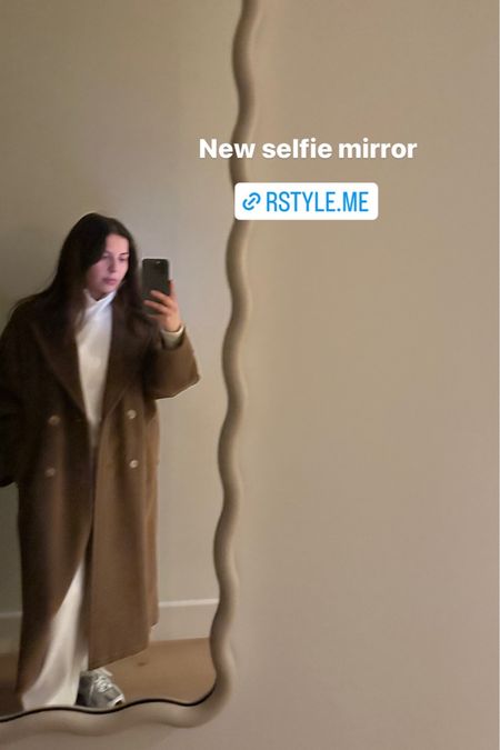 Love this new selfie mirror! 

#LTKHoliday #LTKSeasonal #LTKstyletip