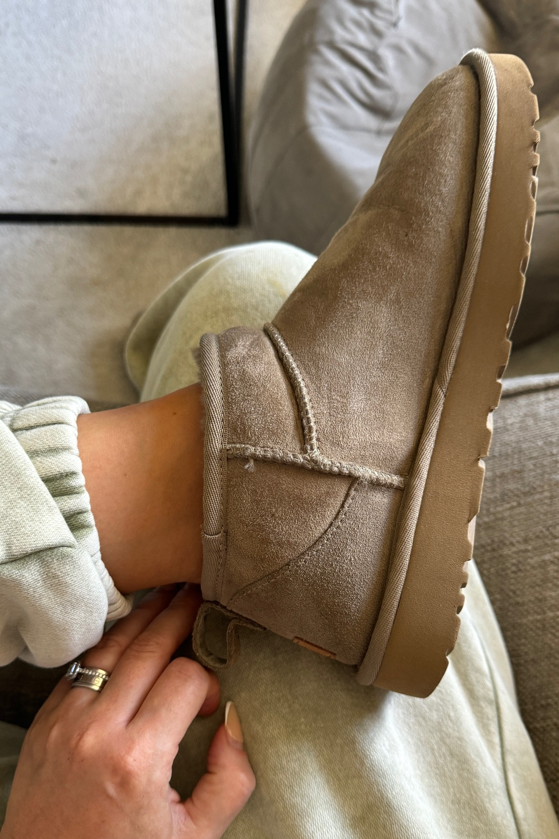 ✨It’s nearly that time of year! If you know you know!! These antelope mini Uggs been in stock is like finishing a baby unicorn! So if your an organised queen i would highly recommend grabbing Uggs in July and August before everyone wants starts their hunt. 

These ones I got last year and I’ve worn them all summer in our uk rainy months. I used the protection spray and they have kept amazing! 

Mustard seed is actually in the sale right now! 

#uggs #autumn2024

#LTKuk #LTKshoes #LTKxBoots