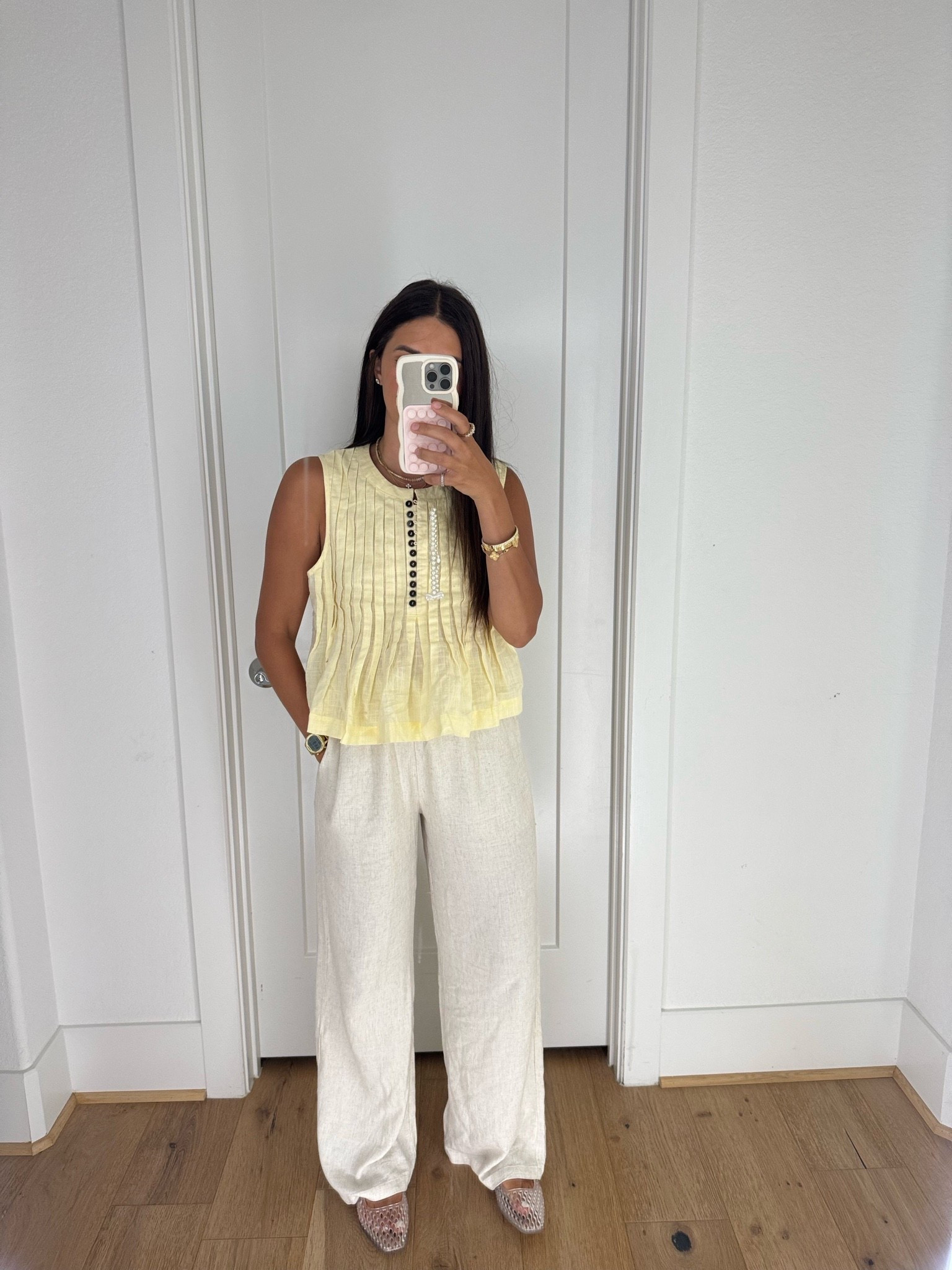 Top: medium
Bottoms: medium 

Dressupbuttercup.com #dressupbuttercup #dederaad

#LTKootd #LTKmomlife #LTKSeasonal
