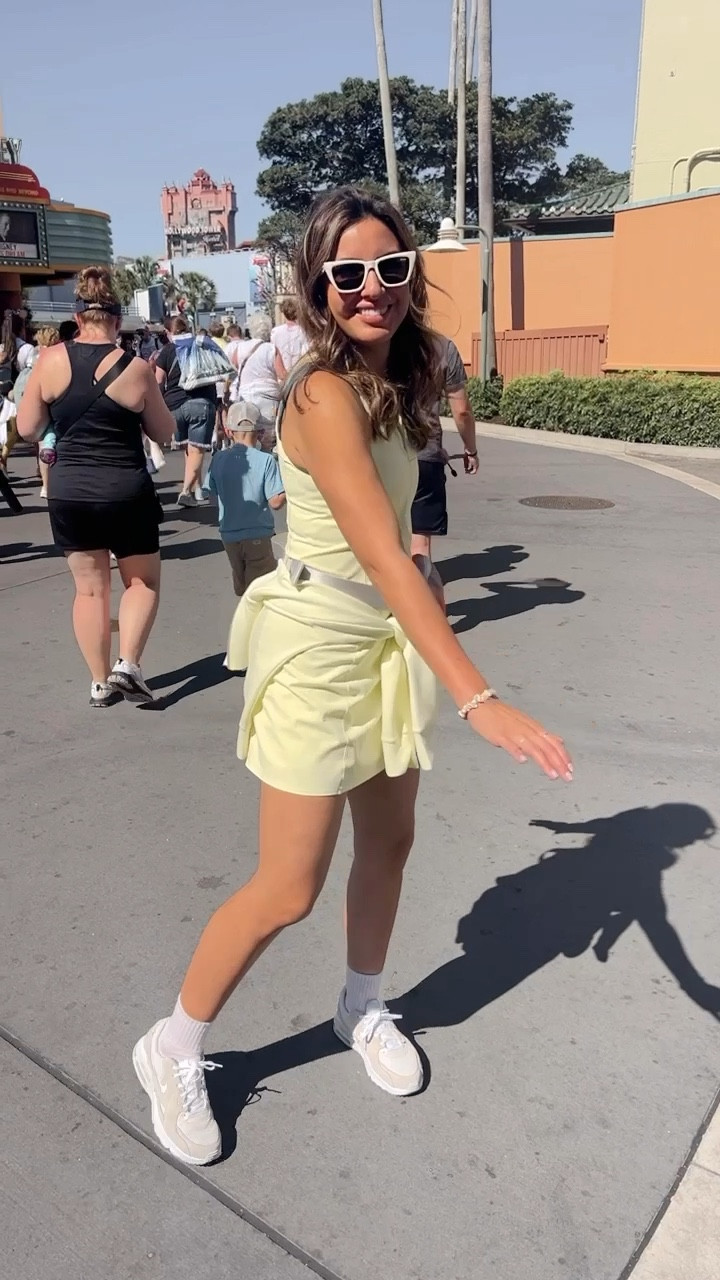 Cutest travel outfit in a color that will keep you from getting lost in the crowd! Also the fabric on this half zip sweatshirt feels like buttah!

#LTKstyletip #LTKtravel