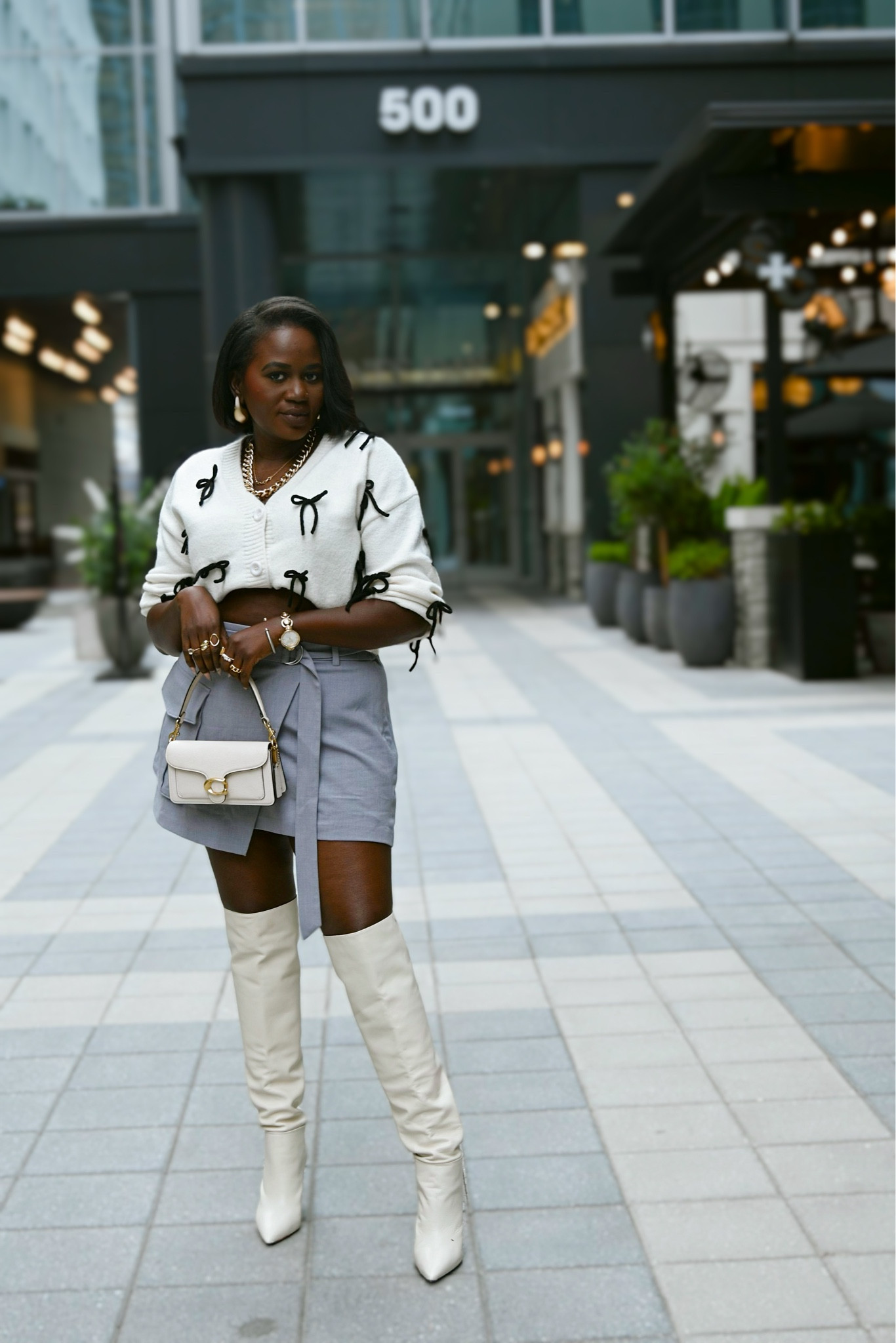 Bow sweater winter look 

#LTKSaleAlert #LTKSeasonal #LTKStyleTip