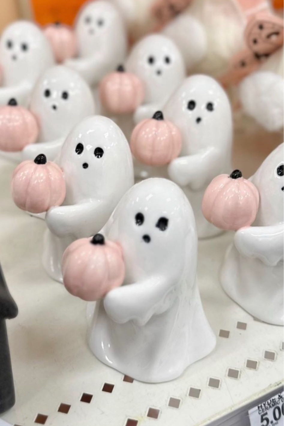 This adorable ghost will sell out fast! 

#LTKFallSale #LTKHome #LTKSeasonal