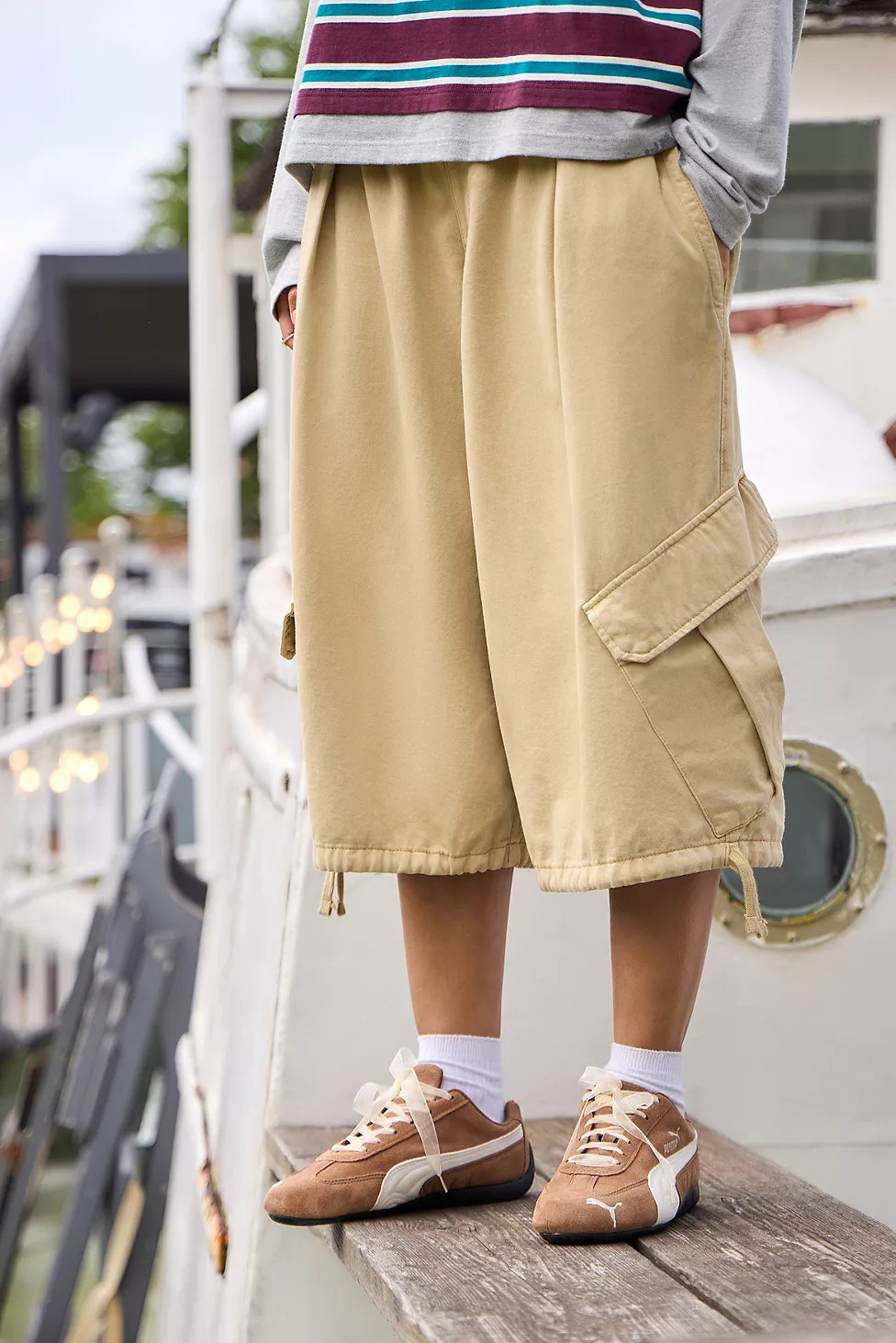 BDG Dallas Cropped Cargo Trousers | Urban Outfitters UK