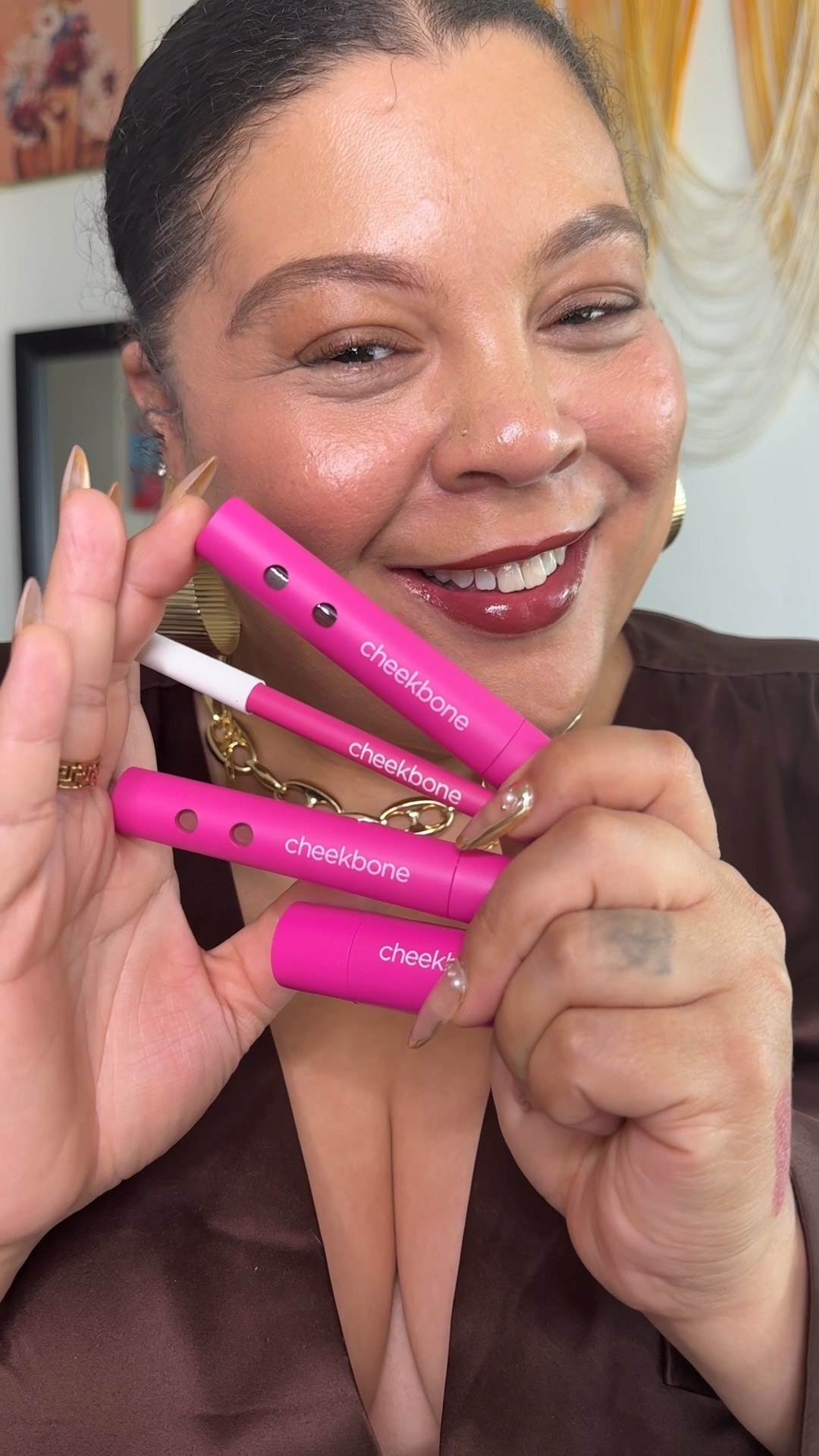 You guys…. I have some heat loading with these phenomenal products ! Like the color choices, application and packaging are all top tier 🫶🏽🫶🏽