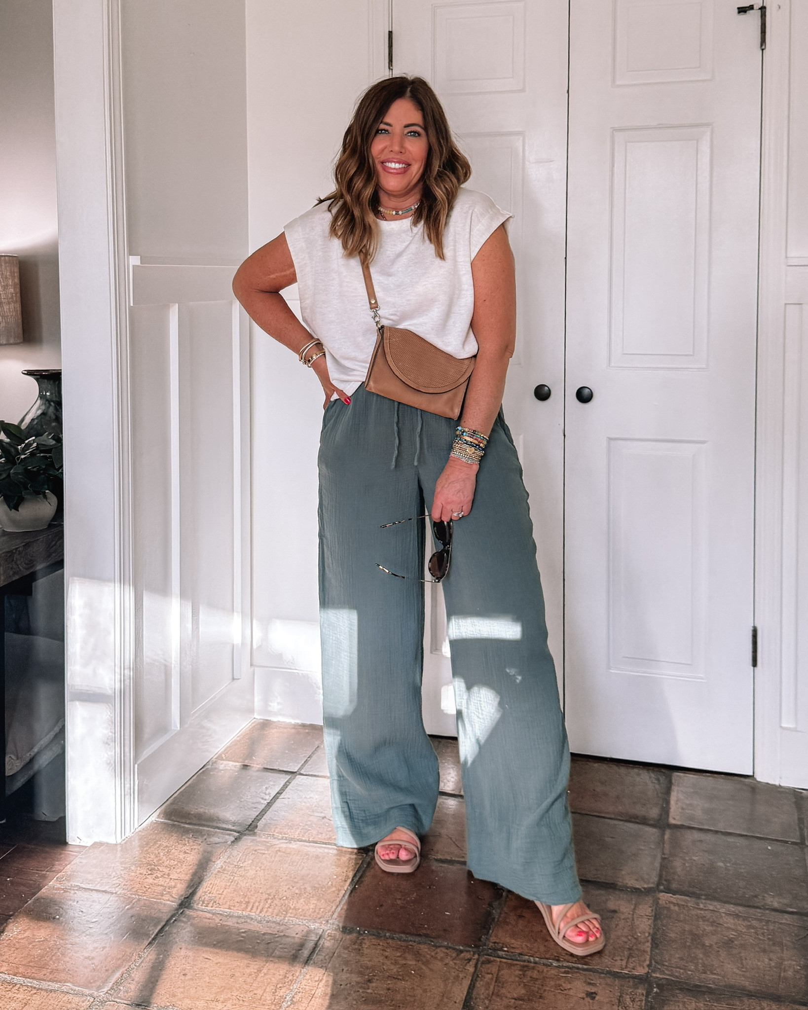 Easy and comfy spring outfit ☀️🫶🏻

@Aerie

#LTKMidsize #LTKOver40 #LTKTravel