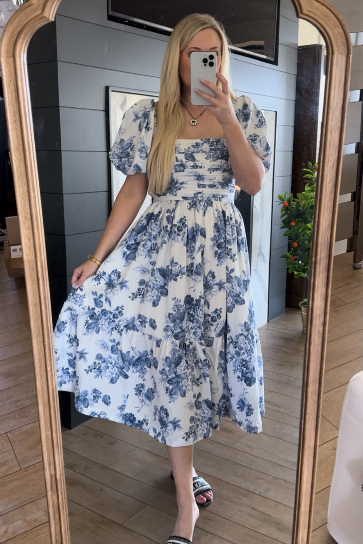 Wearing a size small!!

#LTKstyletip #LTKSeasonal #LTKfindsunder100