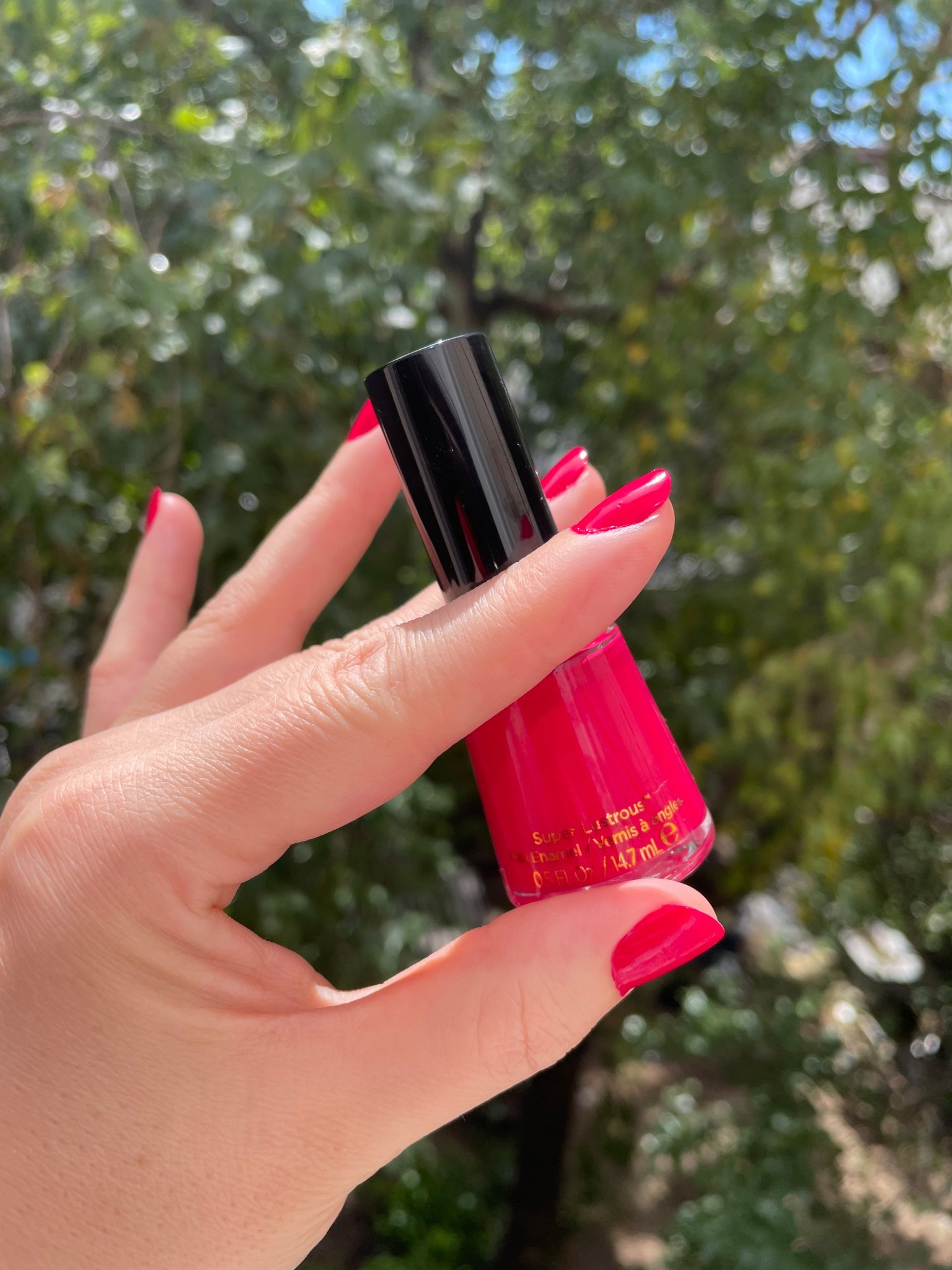 Let’s not sleep on Revlon’s Super Lustrous nail polish. It’s been a best seller since 1932! 💅

#LTKFindsUnder50 #LTKStyleTip #LTKBeauty