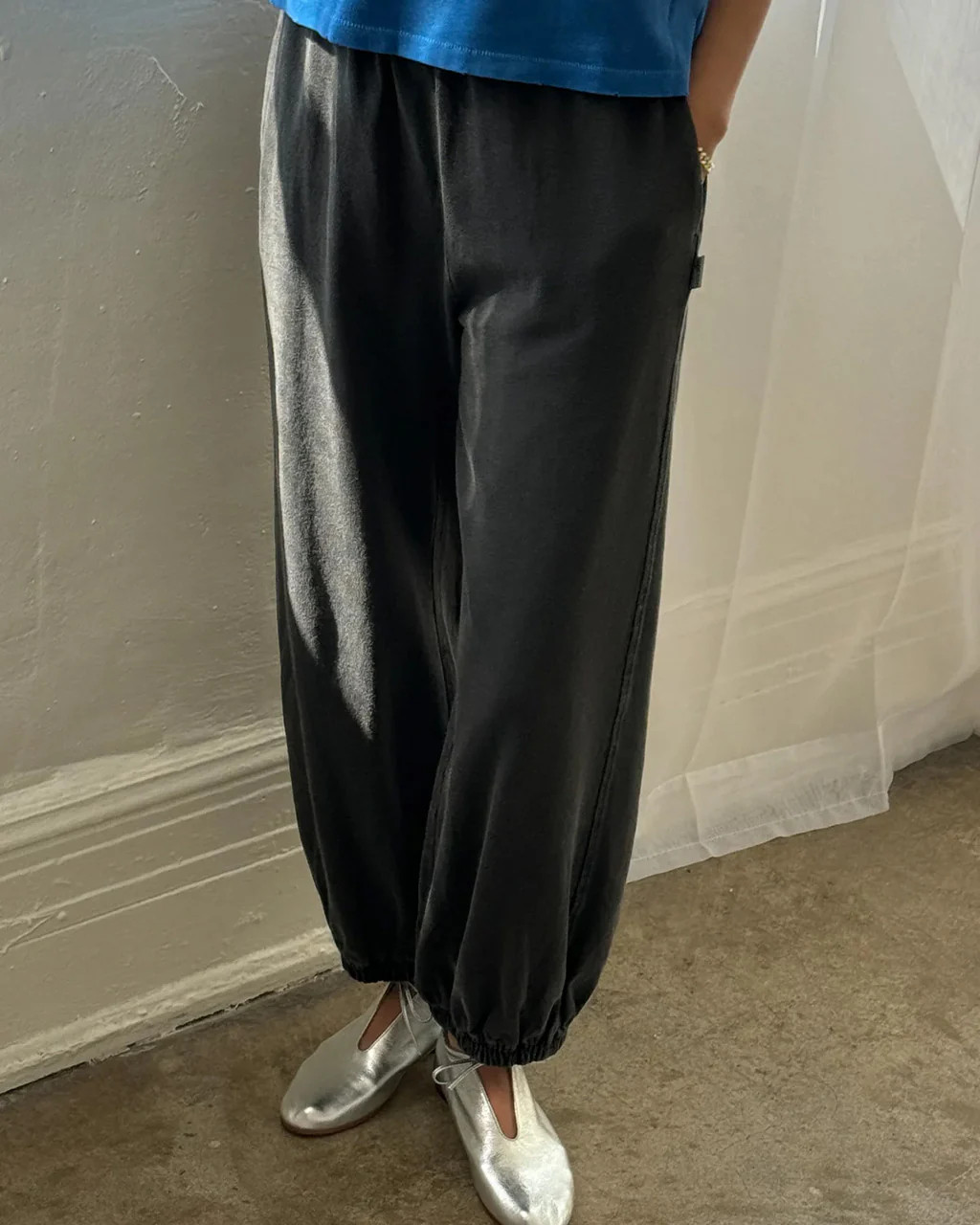Balloon Pants - Almost Black | ban.do