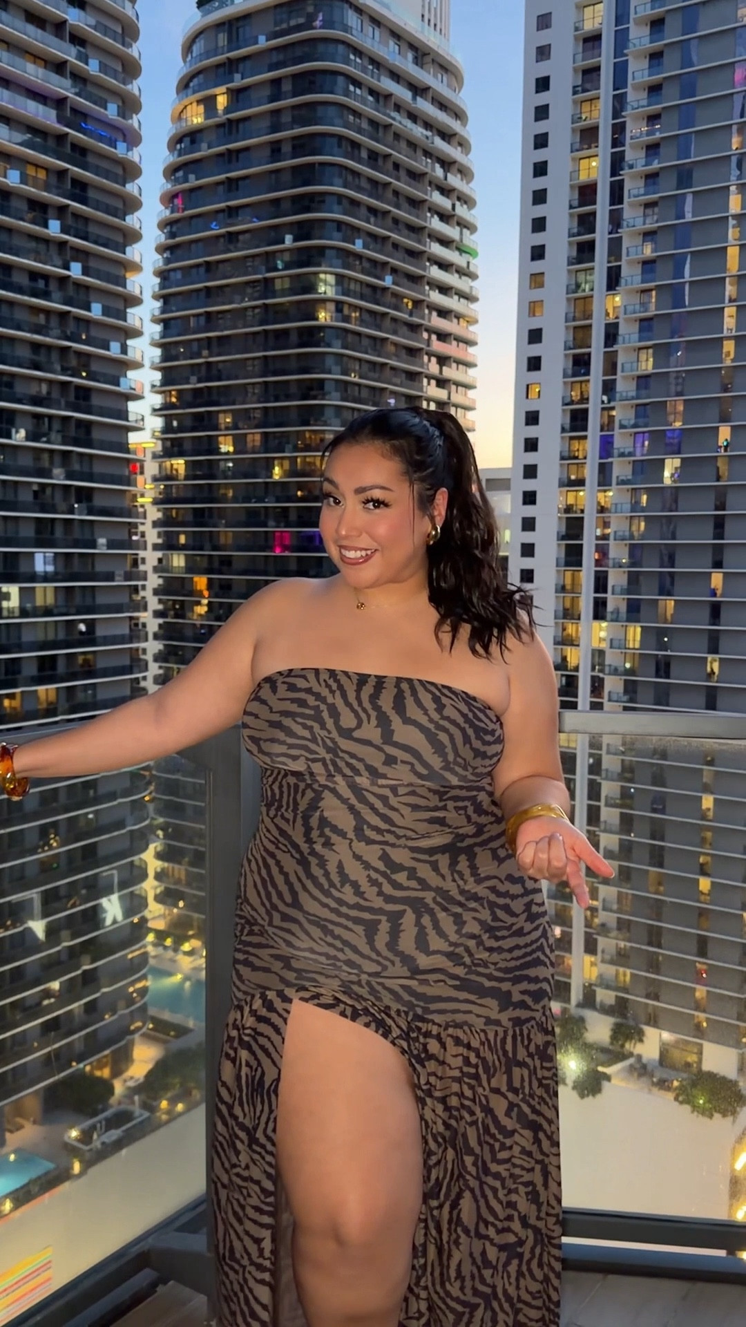 gorgeous dress🖤 wearing L so stretchy 

#LTKgrwm #LTKPlusSize #LTKootd