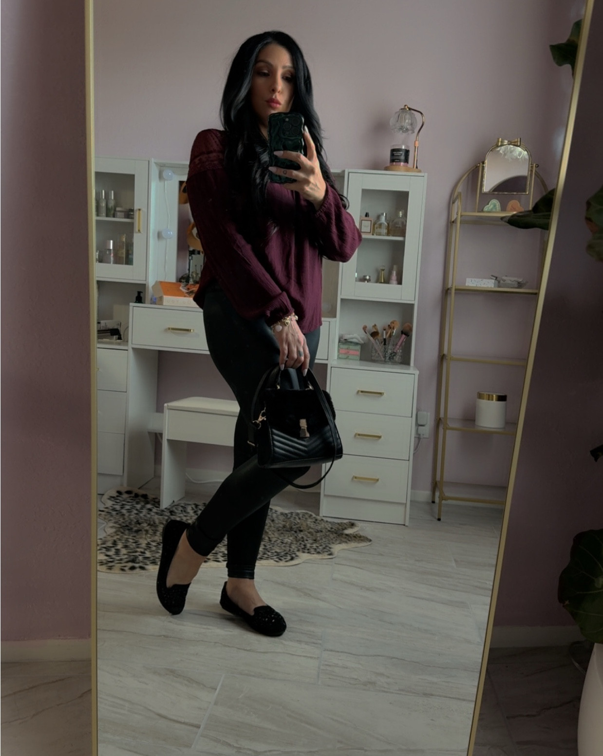 These spandex leggings are a must have!! They have a variety of colors but my heart always leans to black. They’re so comfortable, super flattering on & affordable 🙌🏼🖤

#LTKFindsUnder50 #LTKootd #LTKmomlife
