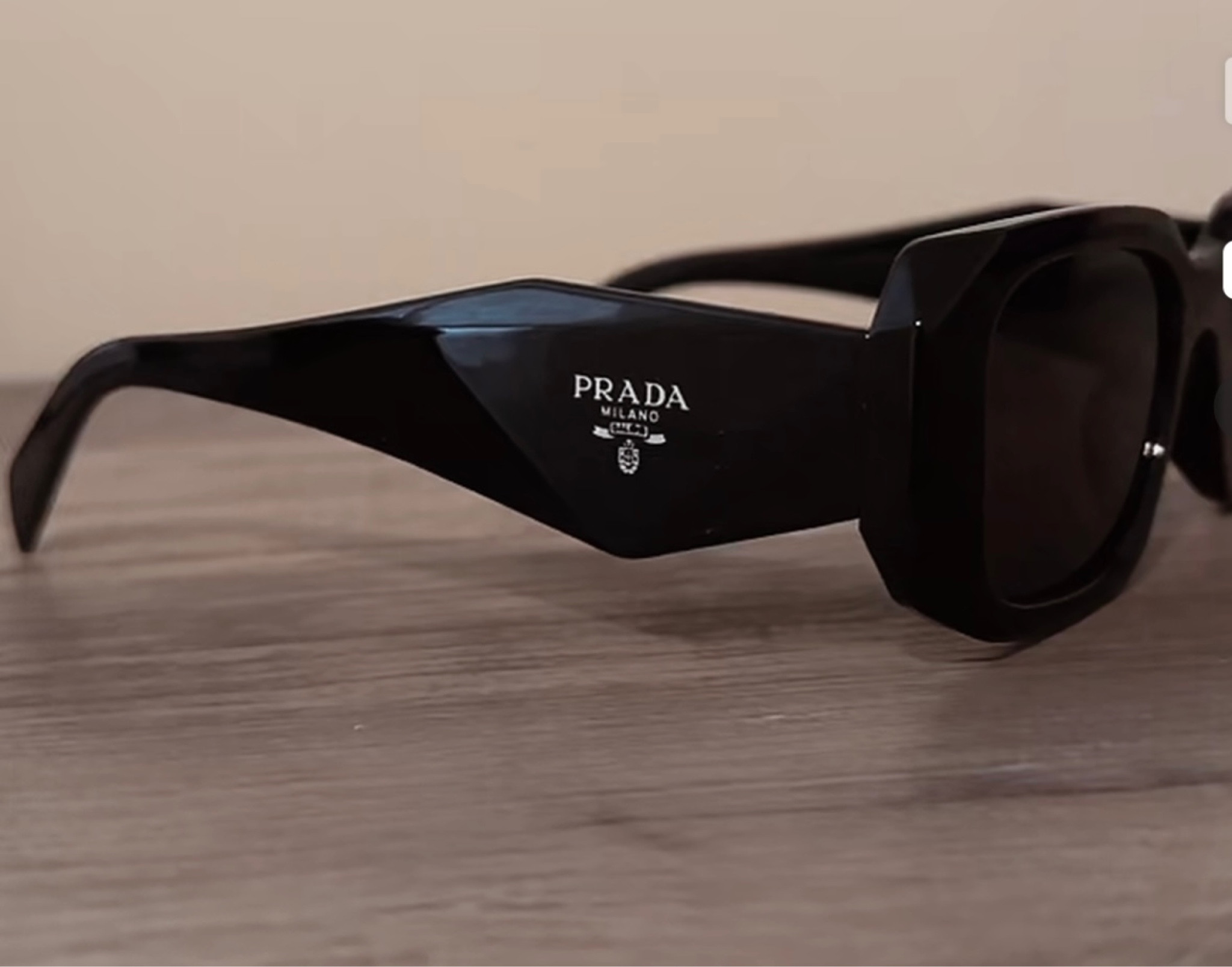 These DHgate Prada glasses are a must have! I have them myself and they are identical😍 

#prada #dhgate #fashion #shopping #dupe #blogger #LTKunder100 #holidaygift #giftforher #girl #men #santa #giving #LTKfit #fitcheck 

#LTKGiftGuide #LTKHoliday #LTKFind