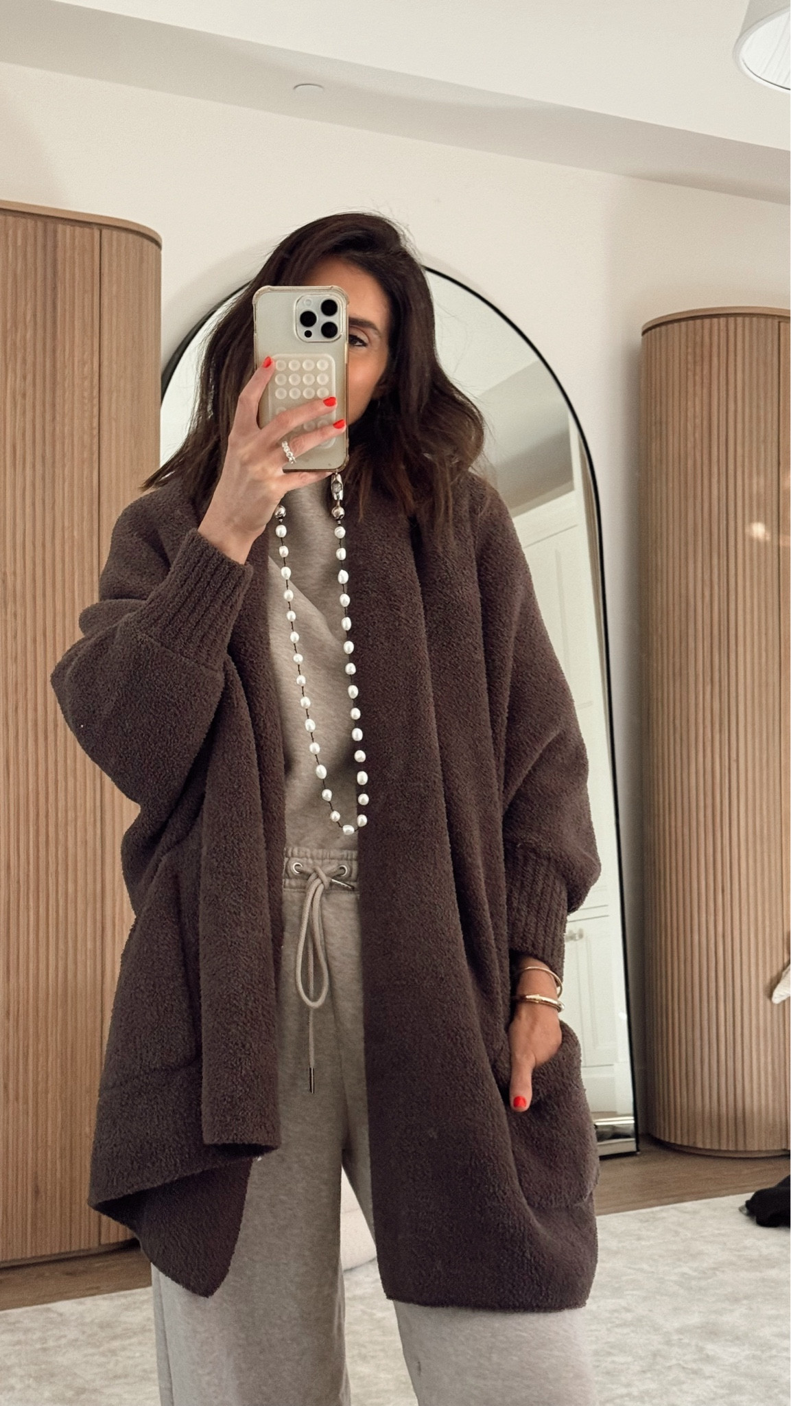 Cozy must have✨
StylinByAylin, Aylin, cozy outfit, ootd, comfy cozy

#LTKStyleTip #LTKSeasonal #LTKHoliday