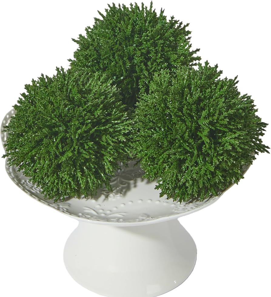 Heleze 4 Inch Decorative Balls, Real Touch Cedar Topiary Ball Faux Greenery Boxwood Balls for Cen... | Amazon (US)