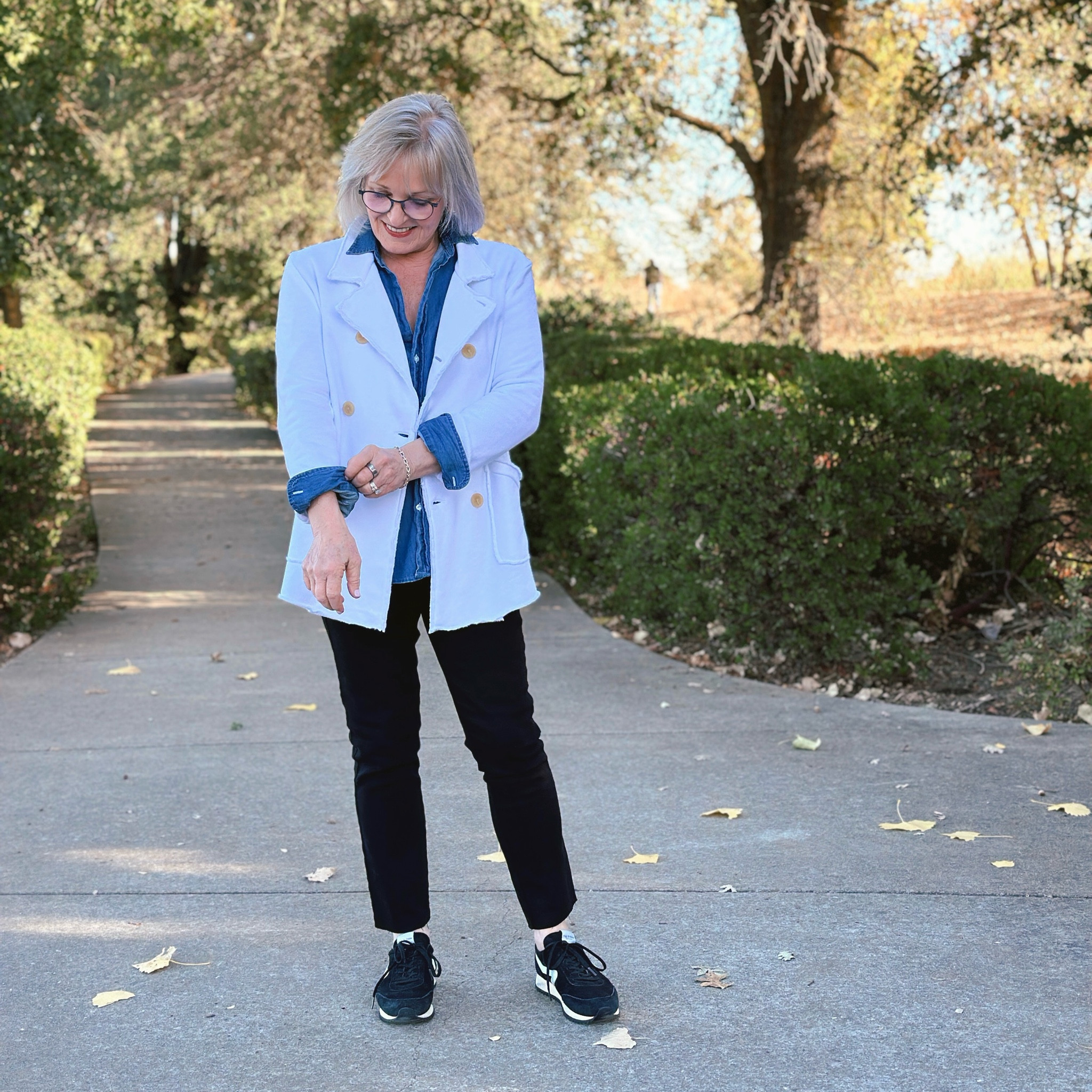 Fall calls for soft layers in cozy fabrics. 🍁 

I’m wearing the Eileen denim shirt (size S) under the Belfast triple fleece jacket in fresh white (size S) over these super comfy Derry Illusion slim jeans (size29)
This triple fleece is next level comfy and perfect for travel  

#FrankandEileenPartner #wearloverepeat 

#LTKStyleTip #LTKOver40 #LTKTravel