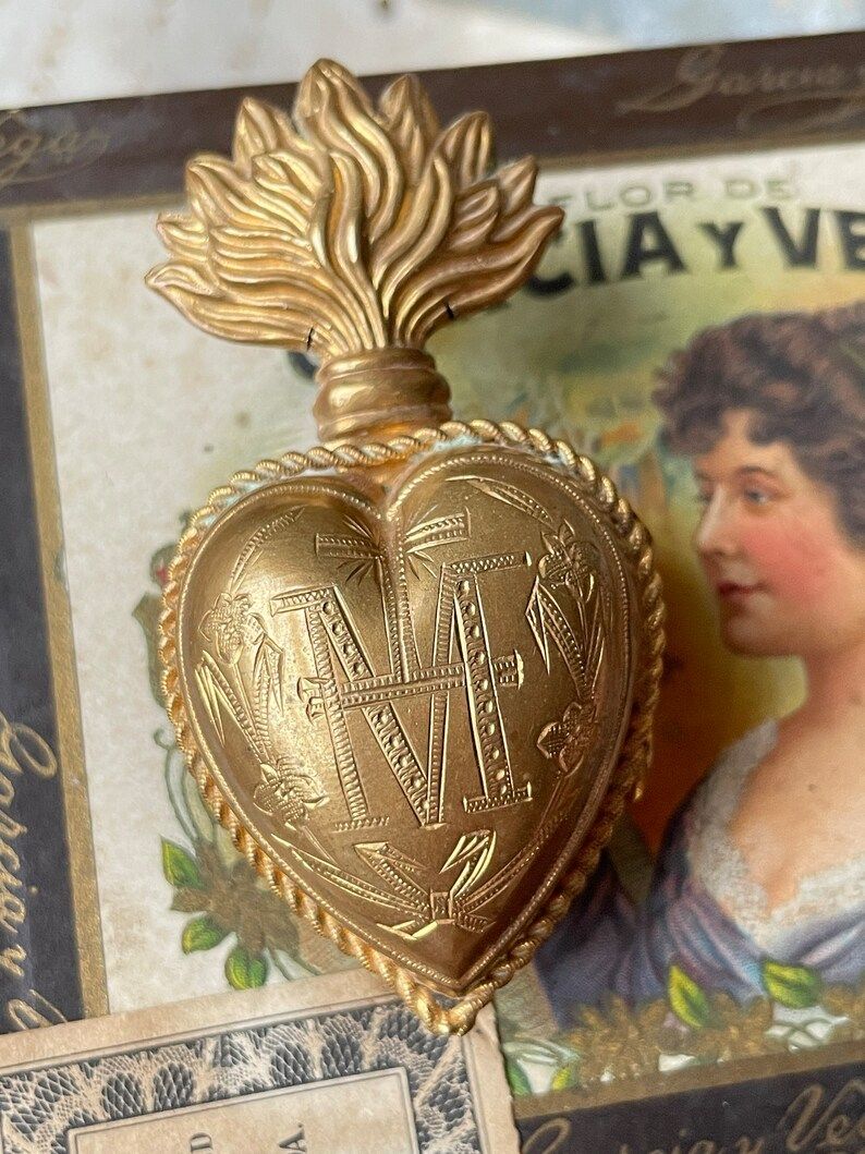 1800s antique French ex voto, antique Sacre Coeur heart reliquary ~ Mary | Etsy (US)