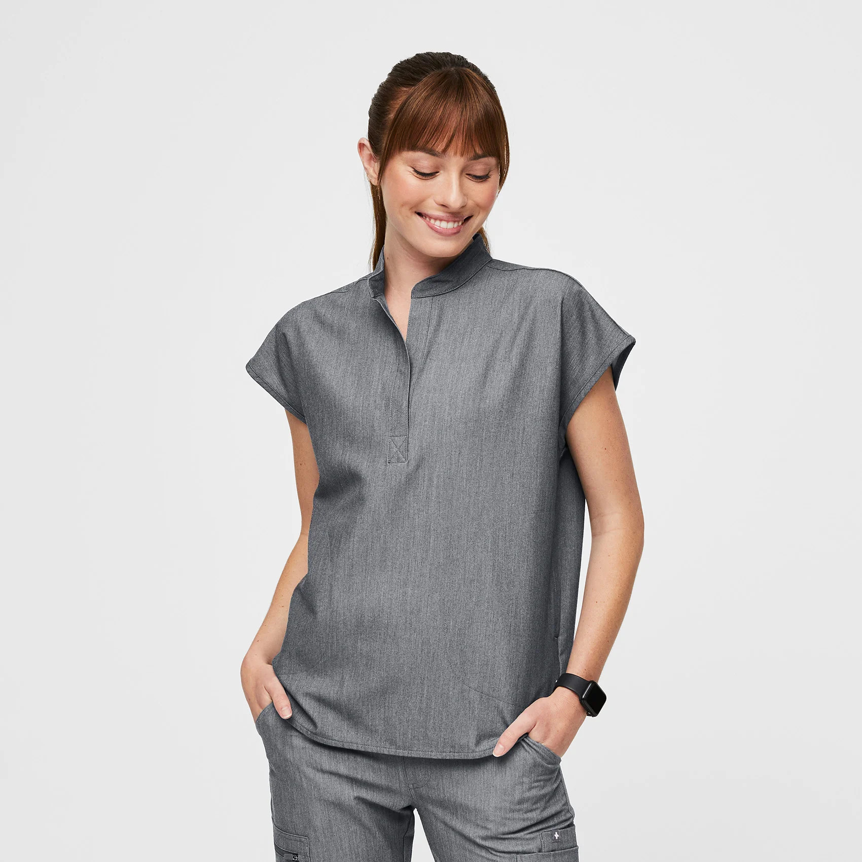 Women's Rafaela Oversized Scrub Top - Graphite · FIGS | FIGS