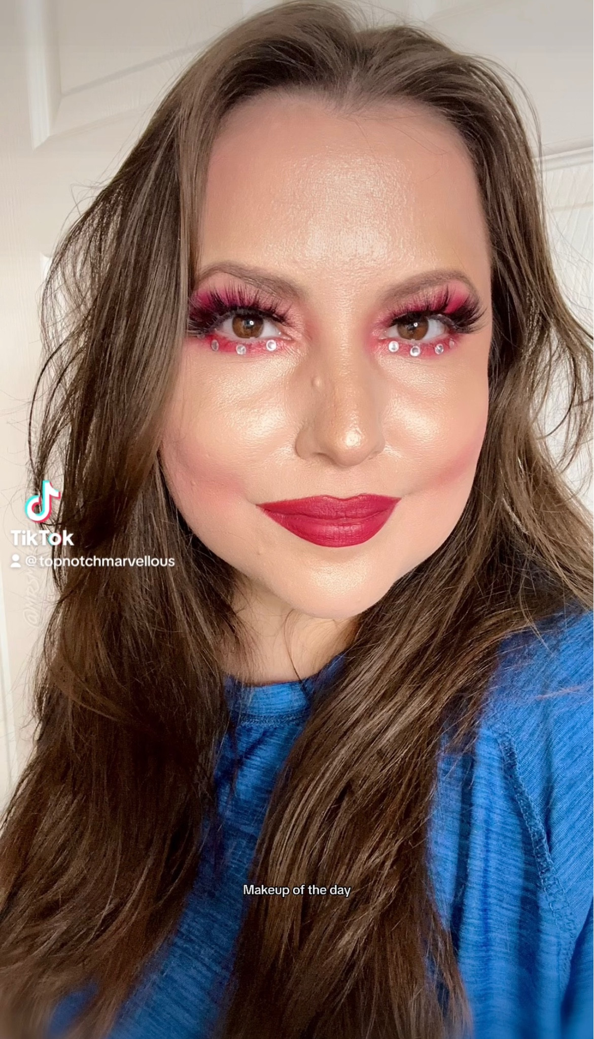 📸 Old Hollywood Inspired Look (recommended by my friend Nene!!) 

🎥 I created this look LIVE on #pococha💥 Follow: MrsMarvellous on @pococha_us for more!! ❤️ Huge thank you to @mtalentagency for this opportunity!! 

❤️ Product details: 
Foundation:
@hauslabs 
Pretty Fresh Concealer + “Silence” Pressed Powder Blush: @colourpopcosmetics 
Amuse Smoothie Skin Baking Powder: @amuse 
Blush & Highlighter (Face Palette) & “Brow Freeze”: @anastasiabeverlyhills 
Magnet Mascara: @benefitcosmetics 
Alexis Stone Eyeshadow Palette: Makeup Revolution 
“Midi” Highlighter & Bronzer Palette: @ofracosmetics 
Lipliner: Italia 
Lipstick: Belenda Beauty Hello Kitty Set 
Gems & Lashes: MISC. 
Aloe Lash Glue: @kissproducts 

💥 FIND ME & MORE • DISCOUNT CODES LOCATED IN MY BIO ON LINKTREE!! 💥 

💥 🌳 Linktree: 
https://linktr.ee/MrsMarvellous


#LTKFind #LTKU #LTKbeauty