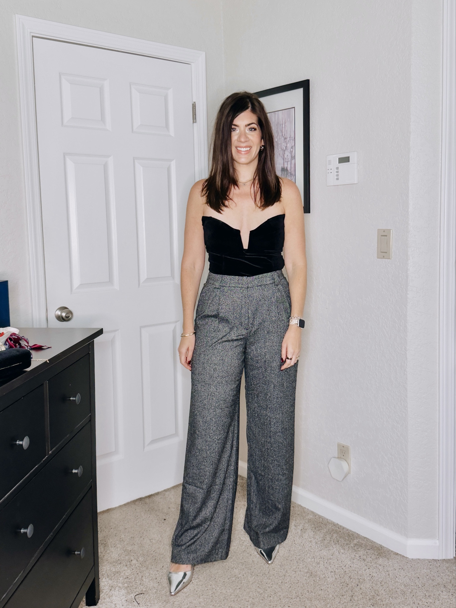 Express try on
In a medium velvet top
8 long wide leg pants


#LTKTall #LTKMidsize #LTKHoliday