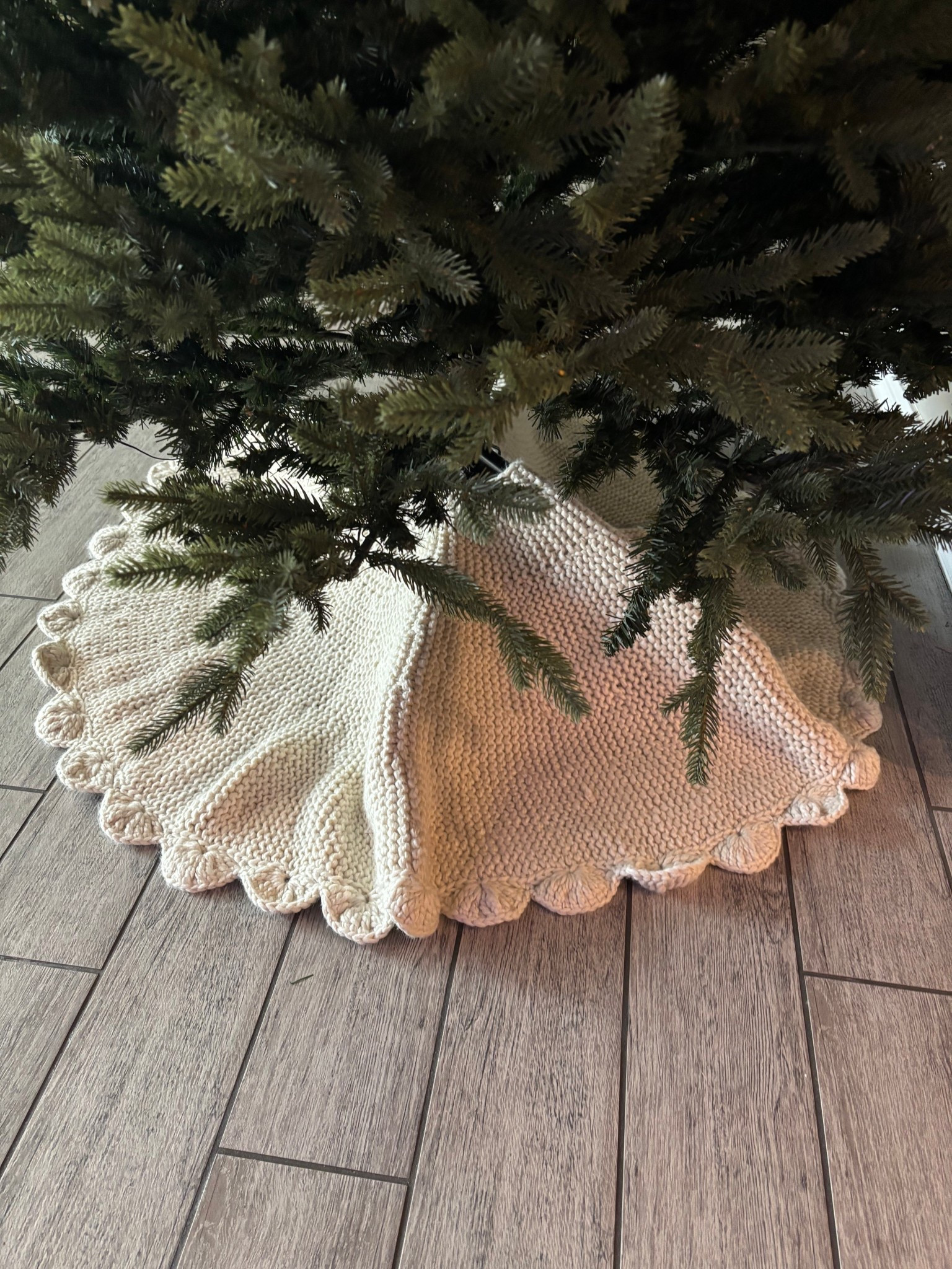 sooo prettyyy & only $20! 

#treeskirt #christmastree #christmastreeskirt #hearthandhand #targetfinds #targetchristmas #targettreeskirt 

#LTKHome #LTKSeasonal #LTKSaleAlert