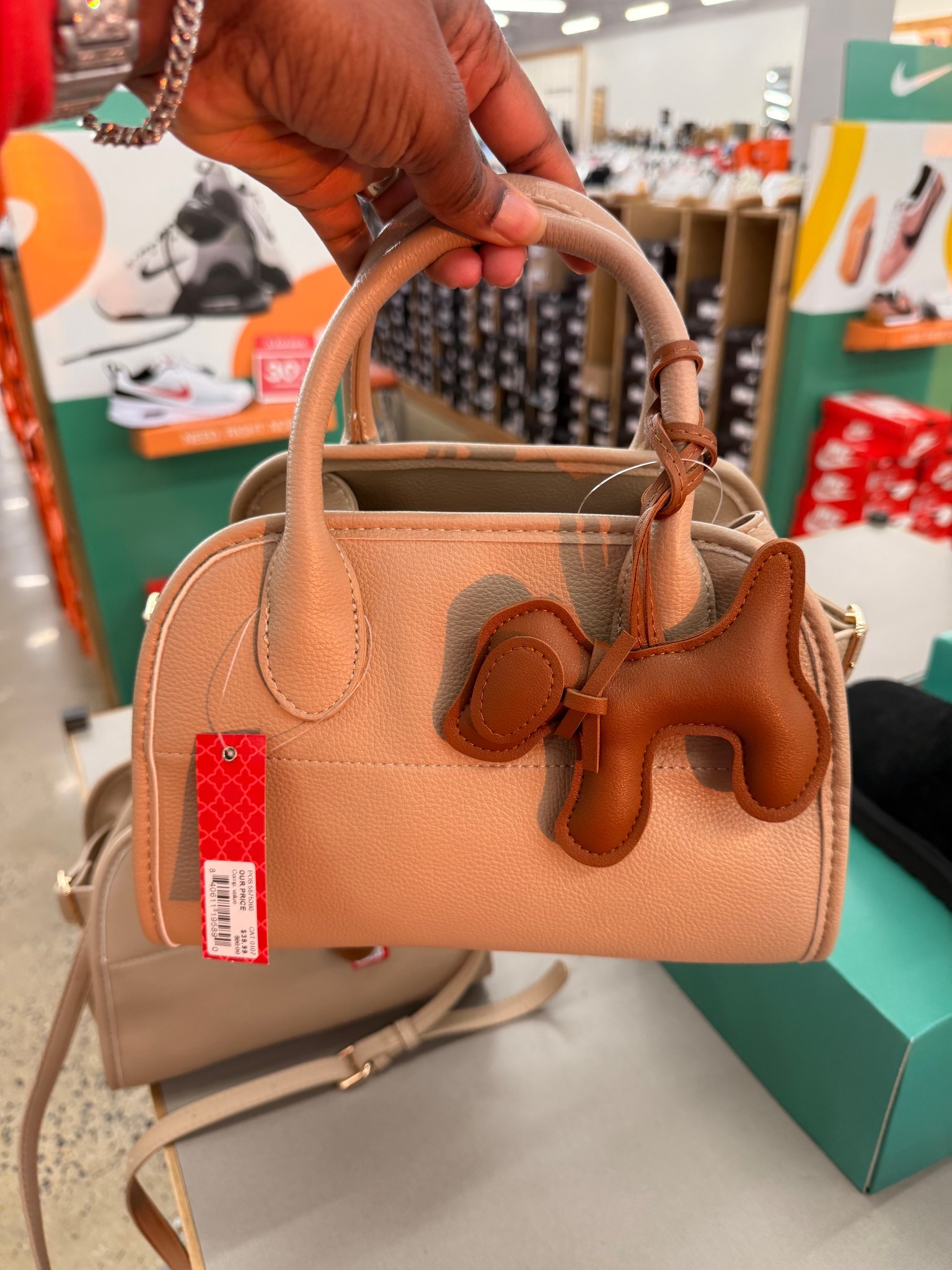 Spotted this cutie while browsing DSW 👜✨
Hey ya’ll!! 🙋🏾‍♀️Look what I spotted yesterday. 👀 I’m obsessed with the color combo and that little charm — too cute to leave behind! 😍 Perfect neutral for fall, but still playful. 🛍️

#FallStyleFinds #DSWFinds #HandbagLover 

Would you rock this mini? 👀💋

#LTKStyleTip #LTKItBag #LTKFindsUnder50