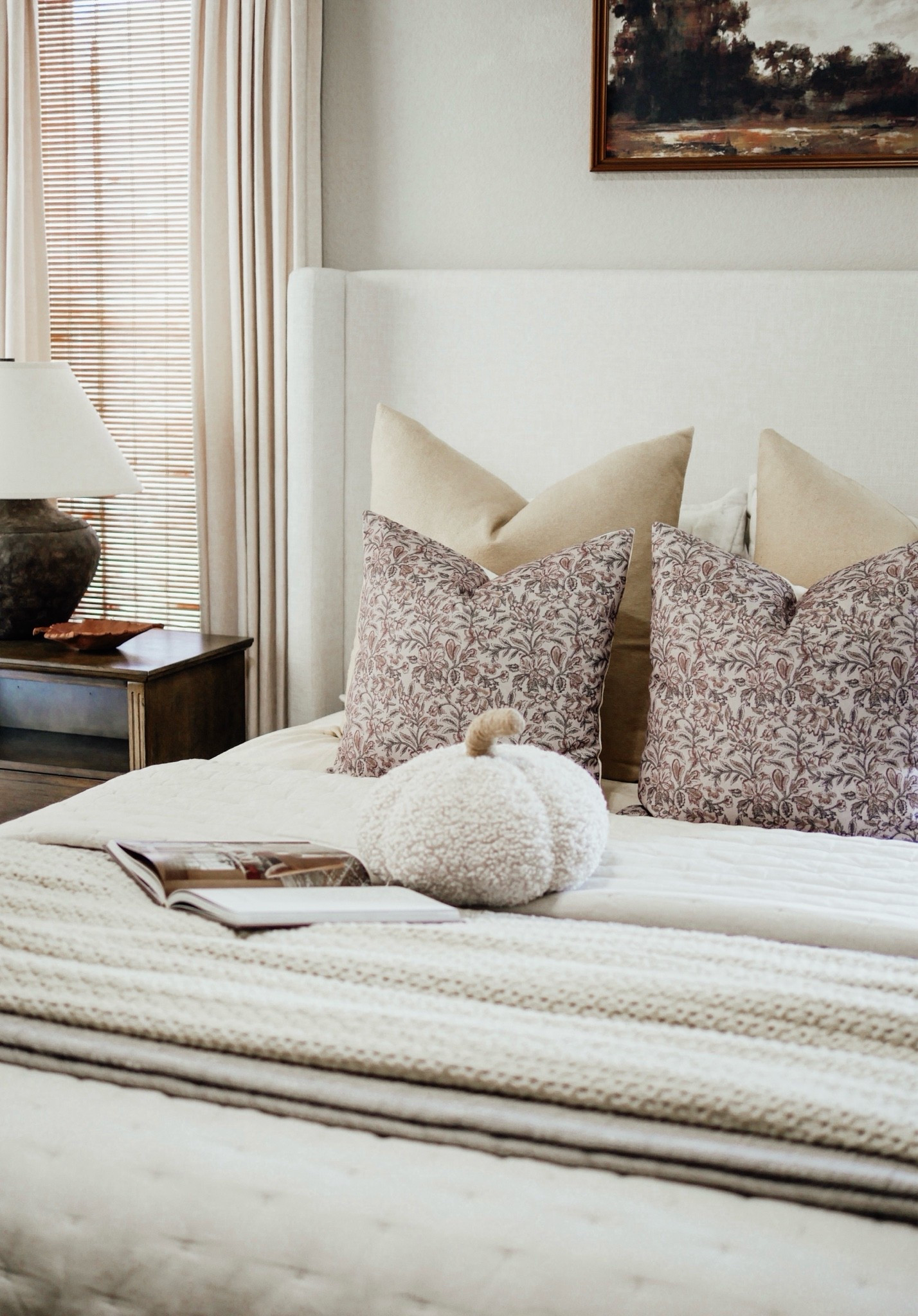 Cozy bedroom 🍂

#LTKSeasonal