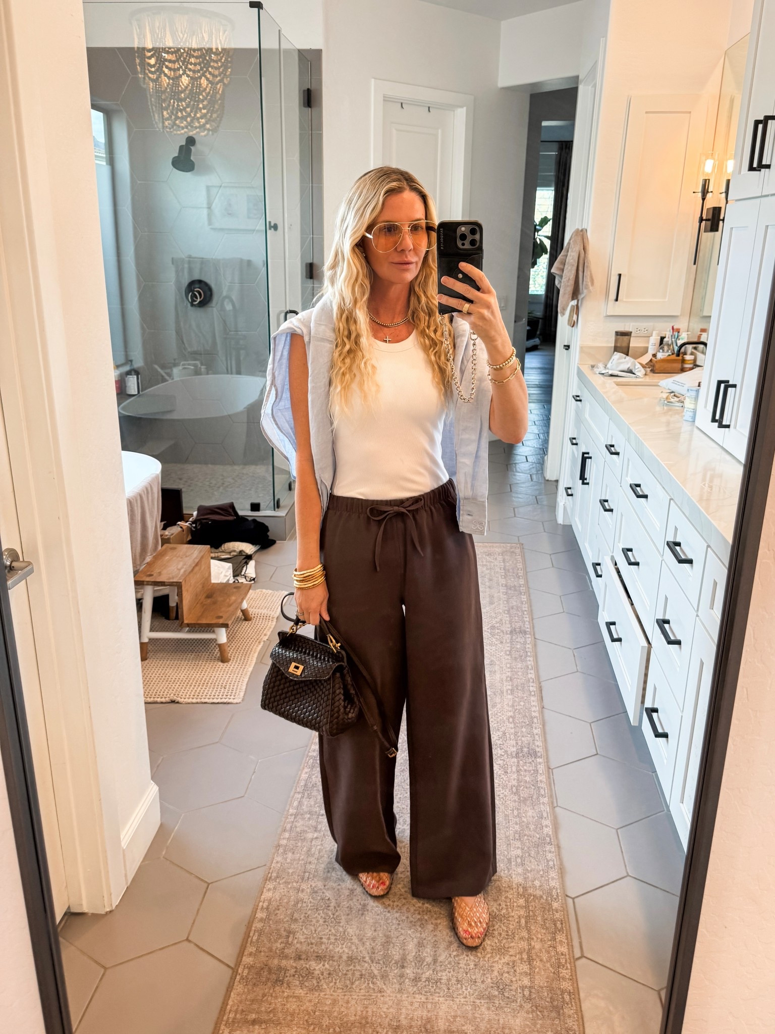 Everyday casual mom style 

#LTKSeasonal #LTKOver40 #LTKootd