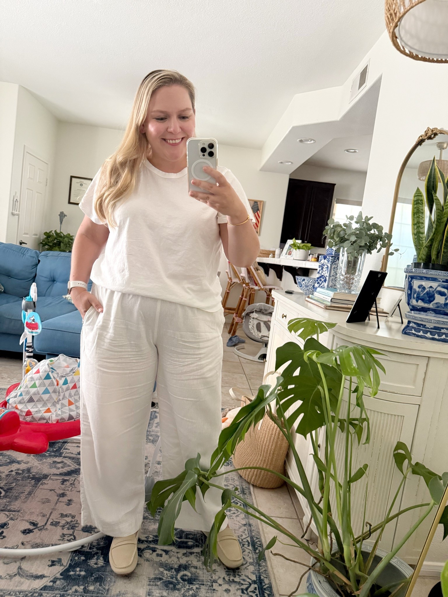 An all-white outfit as a mom outfit - what can I say? I like to live dangerously 

#LTKFindsUnder50 #LTKSeasonal #LTKMidsize