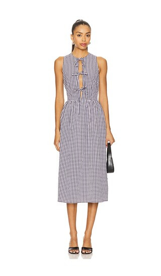 MORE TO COME | Revolve Clothing (Global)