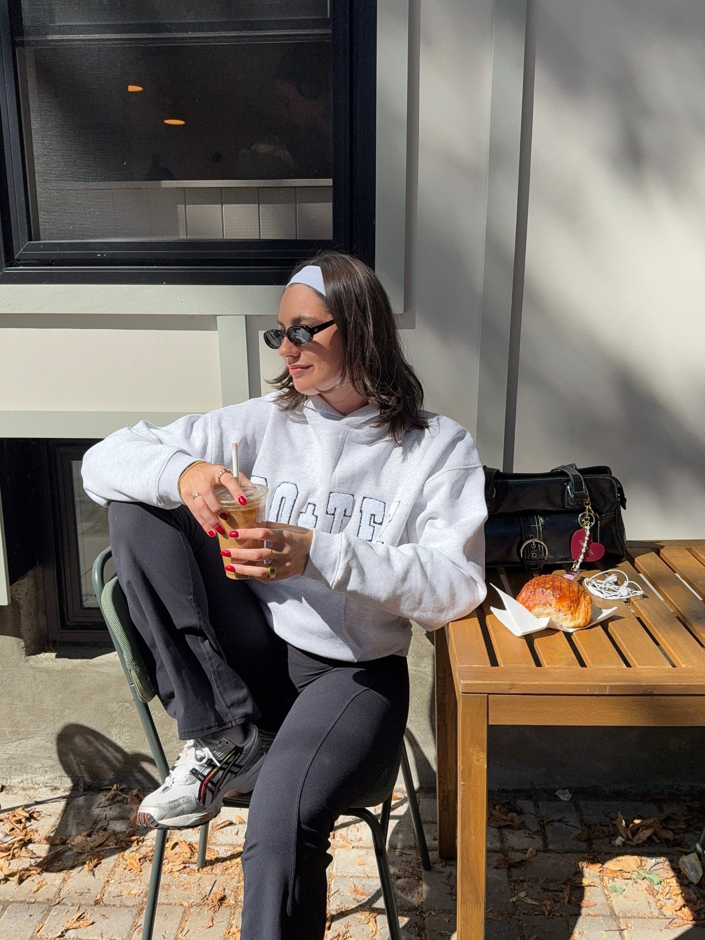 comfy cozy day in @boandtee 🤍🍂☕️📸

fall aesthetic, Pinterest aesthetic, cozy fall outfit, fall aesthetic outfit, Pinterest girl, comfy outfit inspo