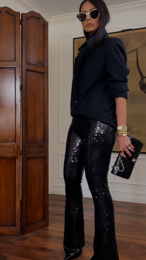 My blazer is old but linked similars for you to get the vibe. Im wearing pants size medium and I’m 5’7.#LTKStyleTip

#LTKOver40 #LTKHoliday